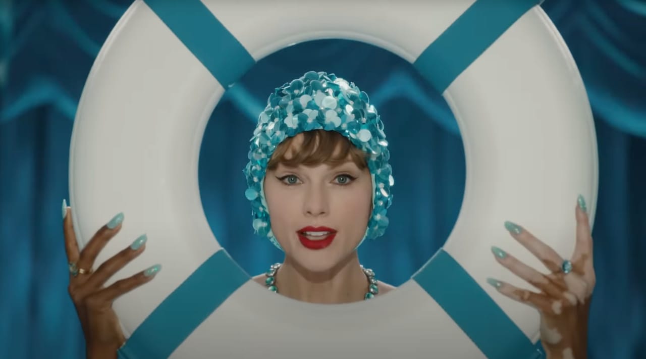 Taylor Swift – “The Life of a Showgirl”