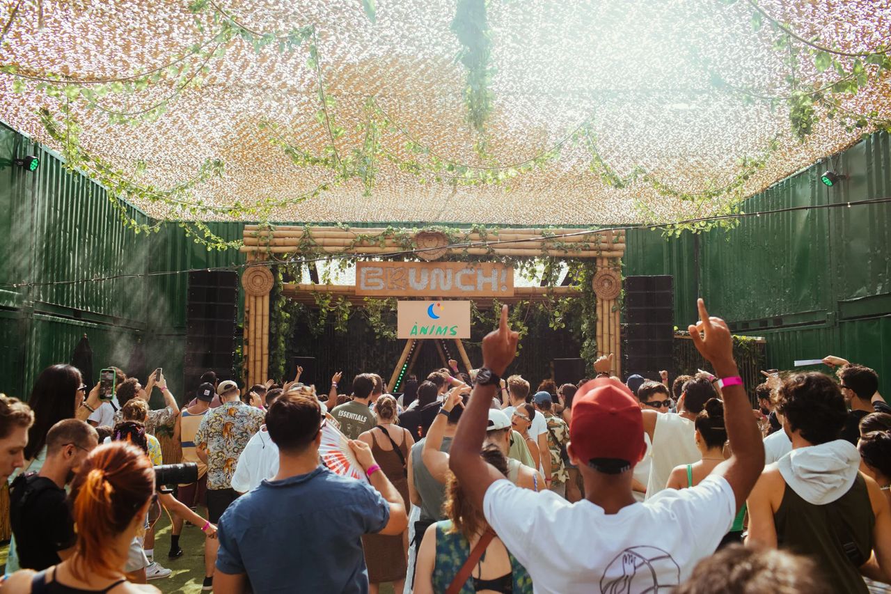 Brunch Electronik Barcelona regresa a los Jardins de Joan Brossa