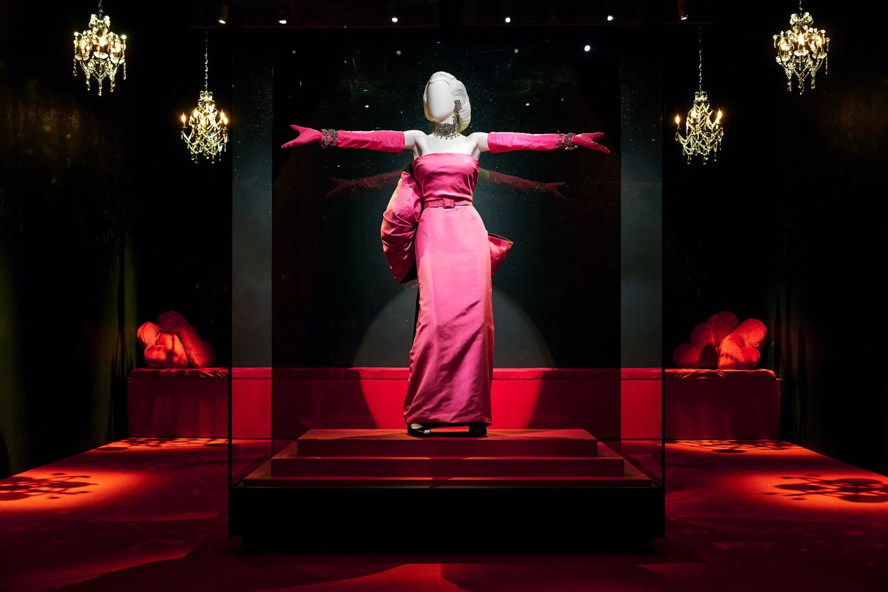 Marilyn Monroe: Hollywood Icon