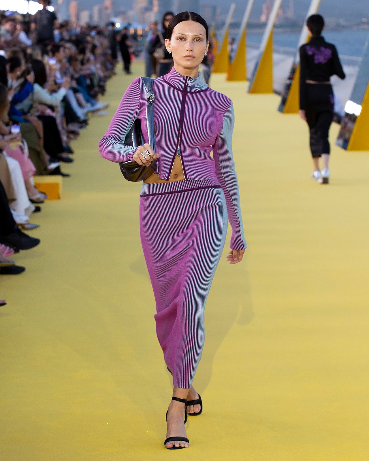 desigual-desfile-metal-30.jpg