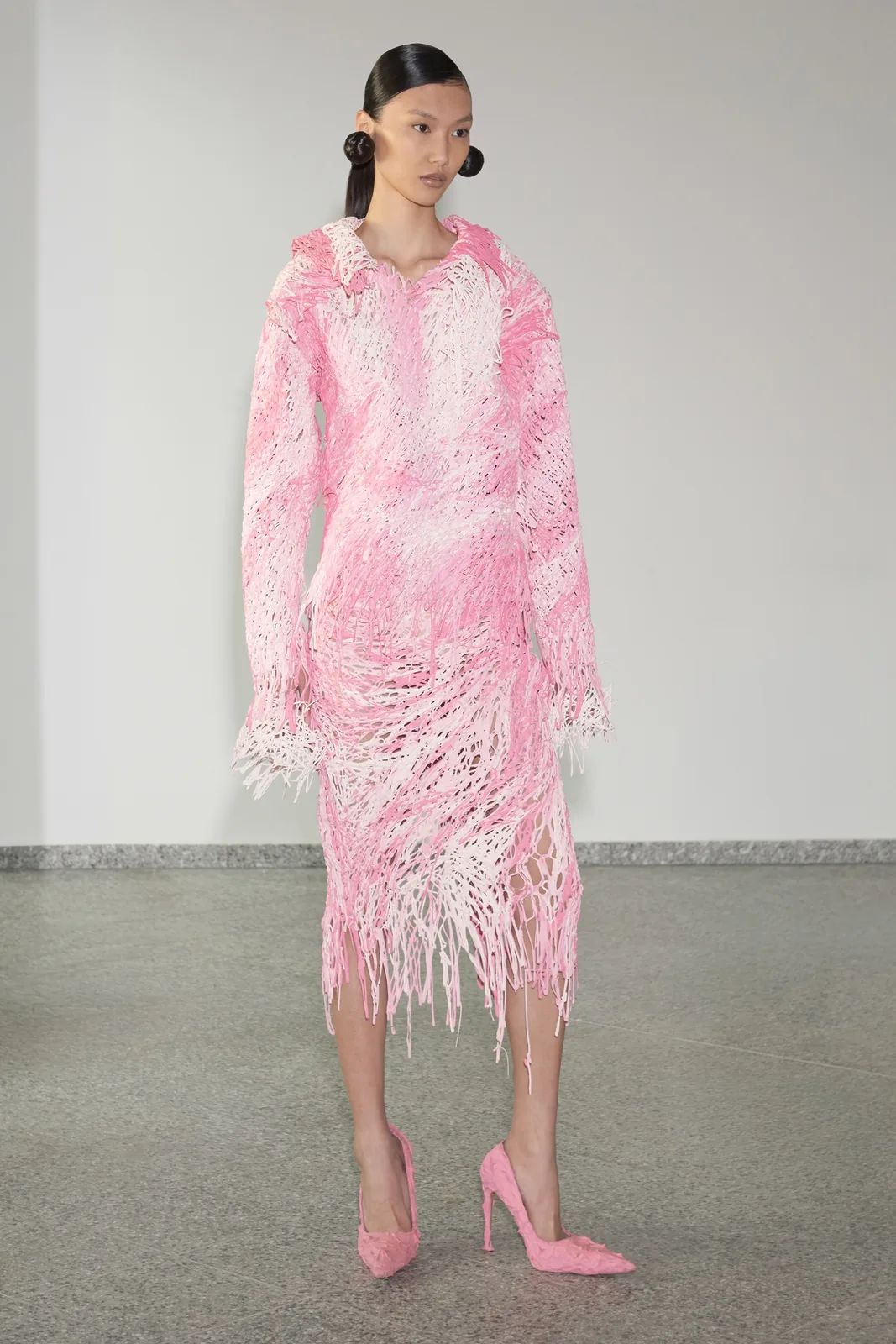 metal-berlin-fashion-week-ss27-kasia-kucharska-06.webp