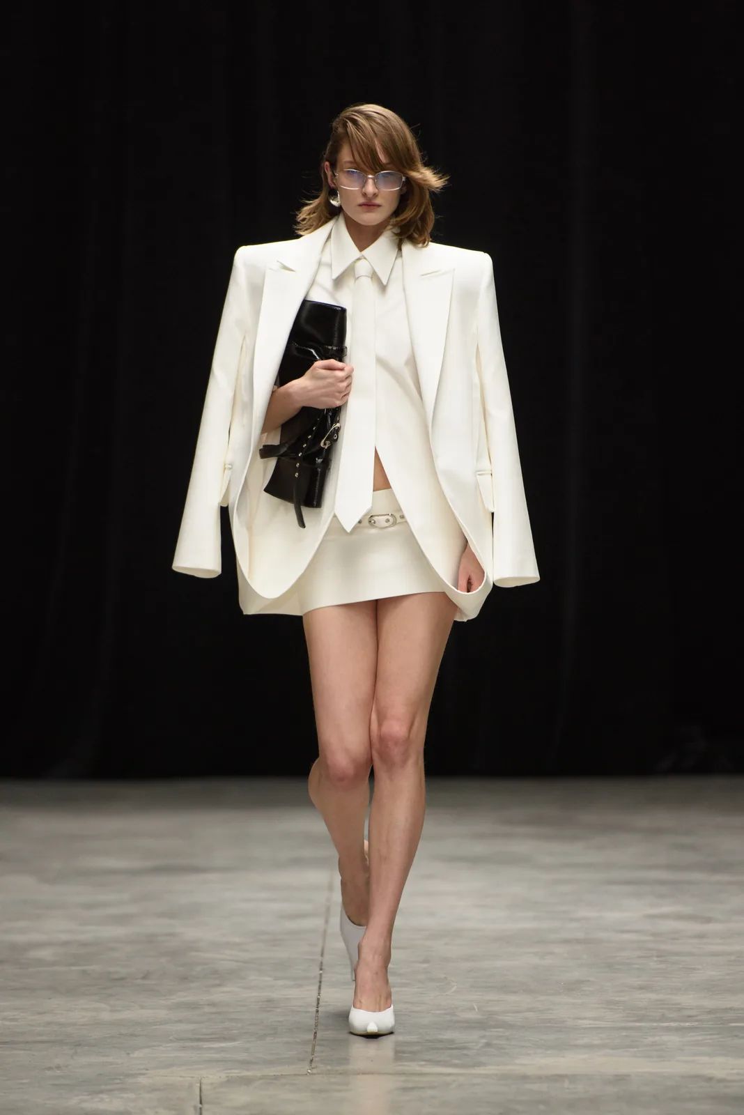 metal-mercedes-benz-fashion-week-tbilisi-03-alekandre-akhalkatsishvili-01.webp