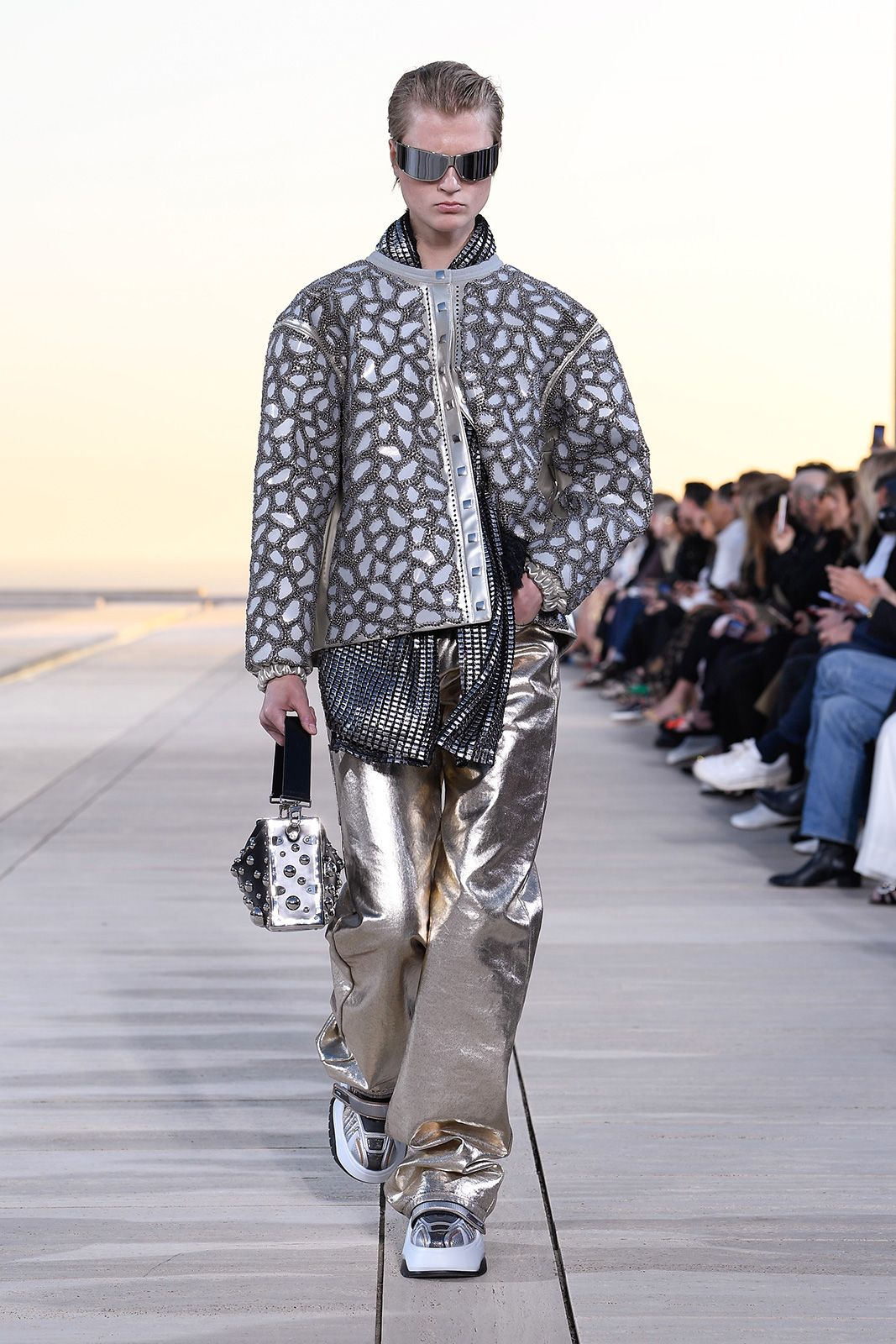 Louis Vuitton Cruise 2023 Metalmagazine 47.jpg