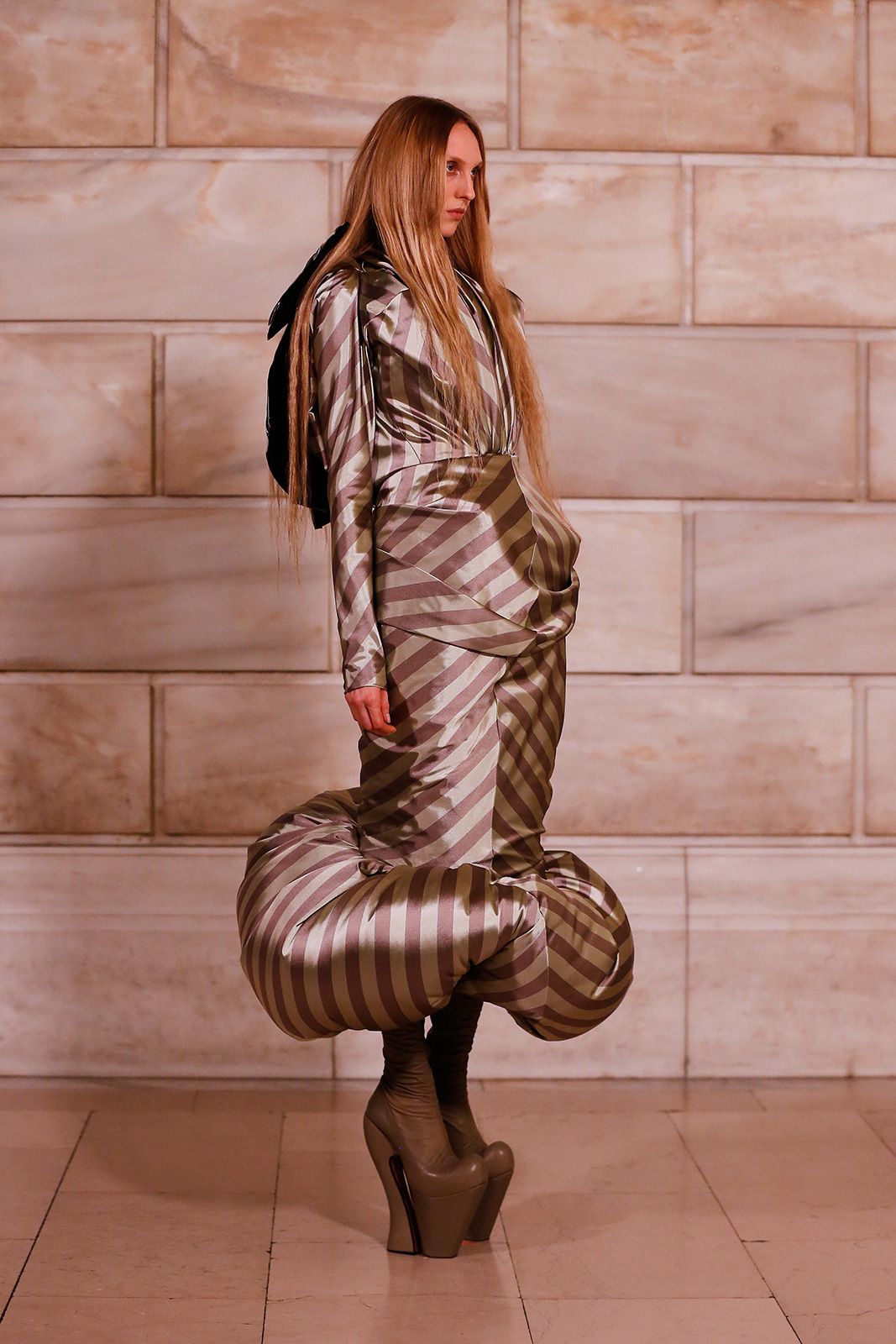 Offseason25_DanLecca_Vogue_Look4.jpg