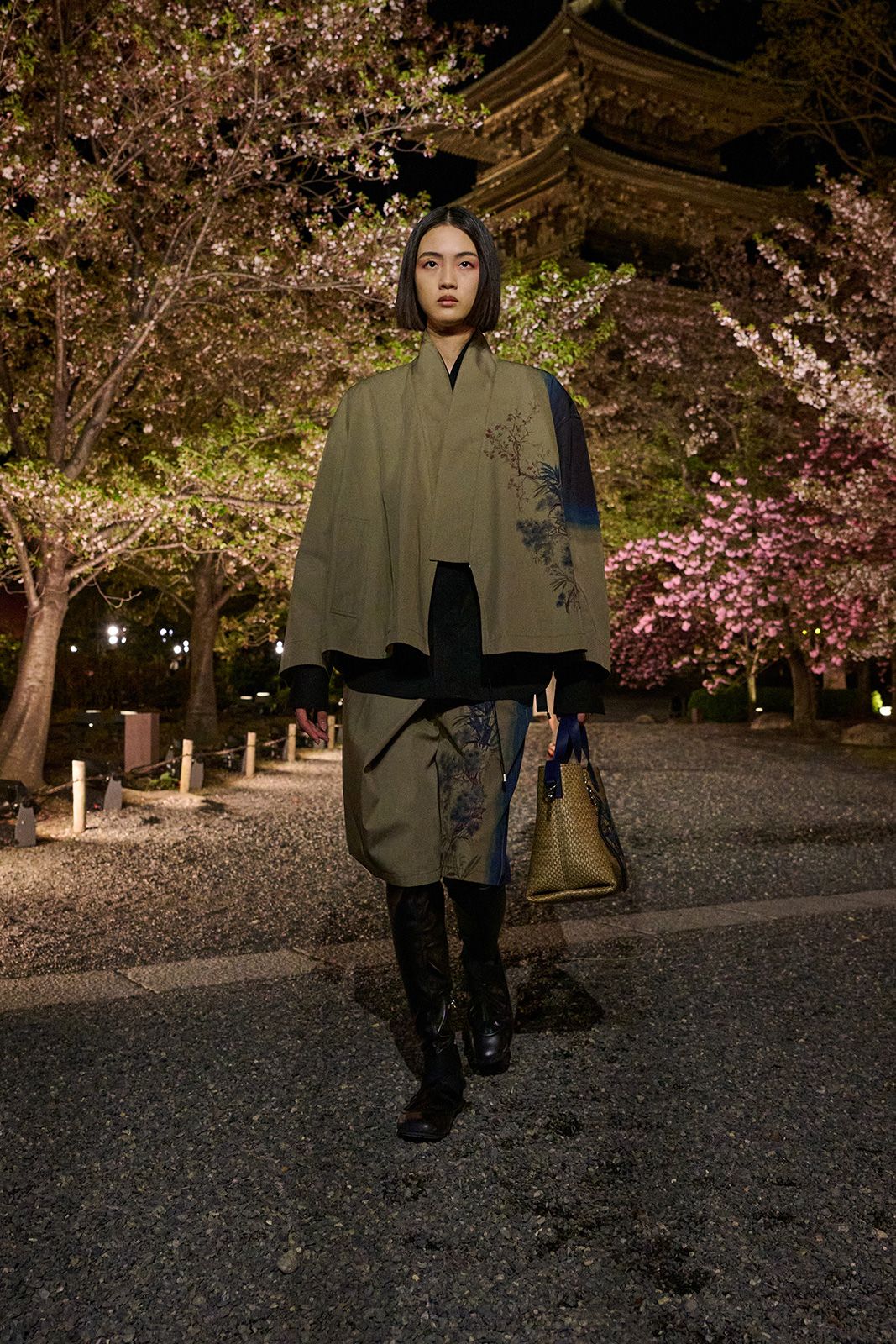 DIOR_W_RTW_FALL25_KYOTO_LOOK_34.jpg