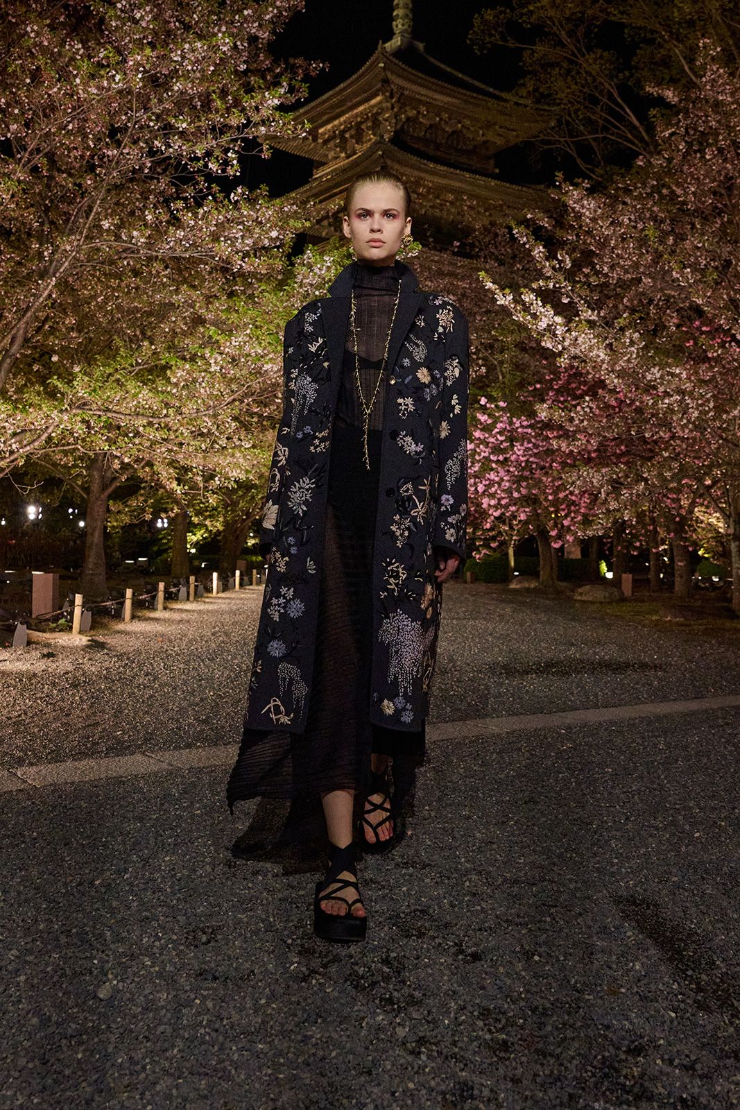 DIOR_W_RTW_FALL25_KYOTO_LOOK_55.jpg