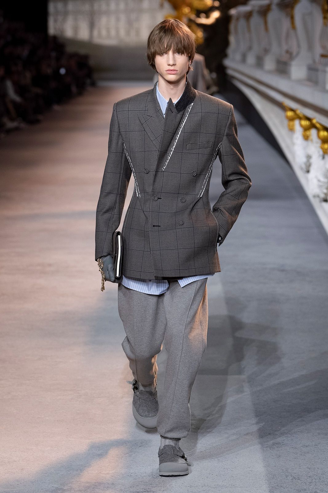 Dior Men W22 23 15.jpg