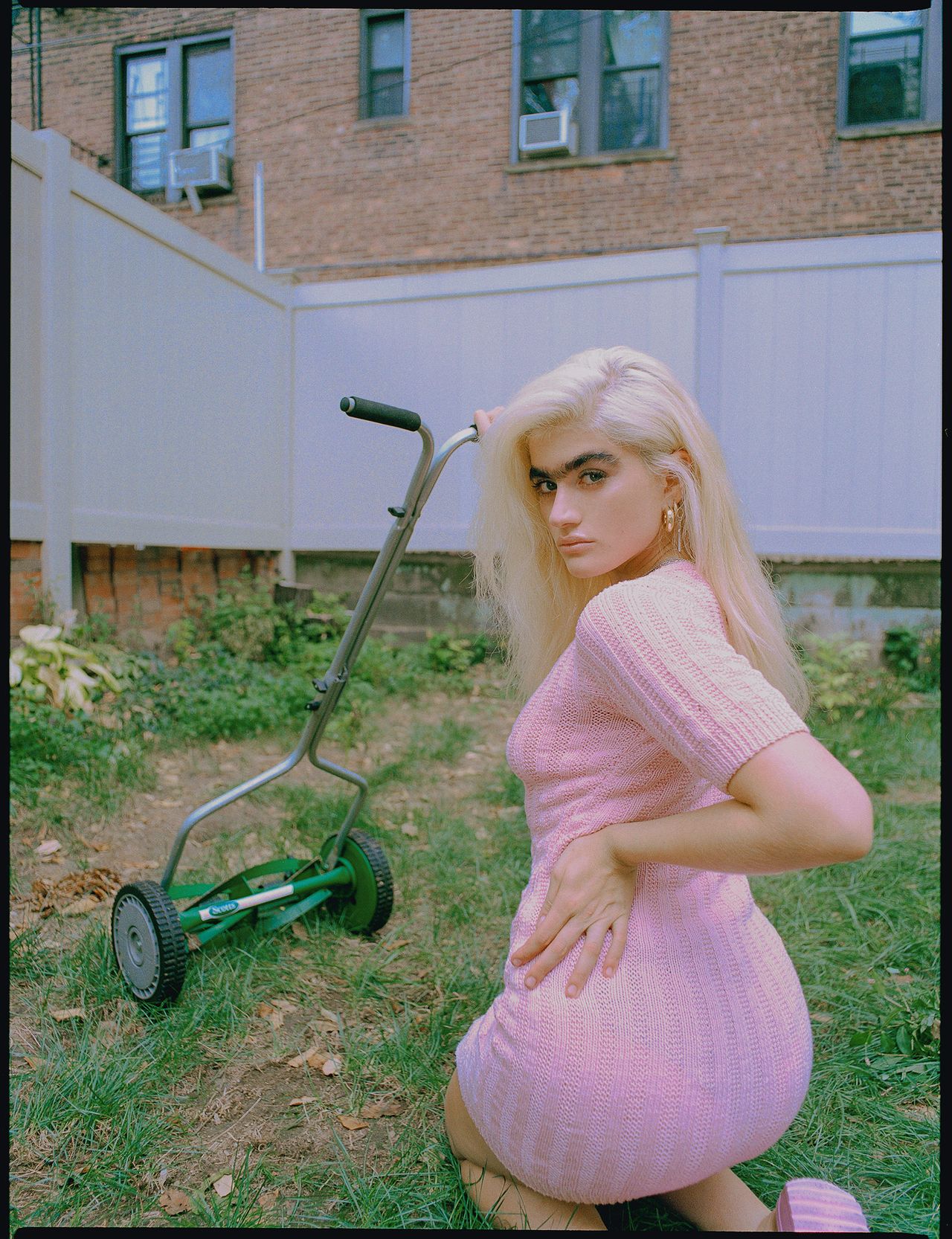 Sophia Hadjipanteli Asanova Hardeman Metalmagazine 13.jpg
