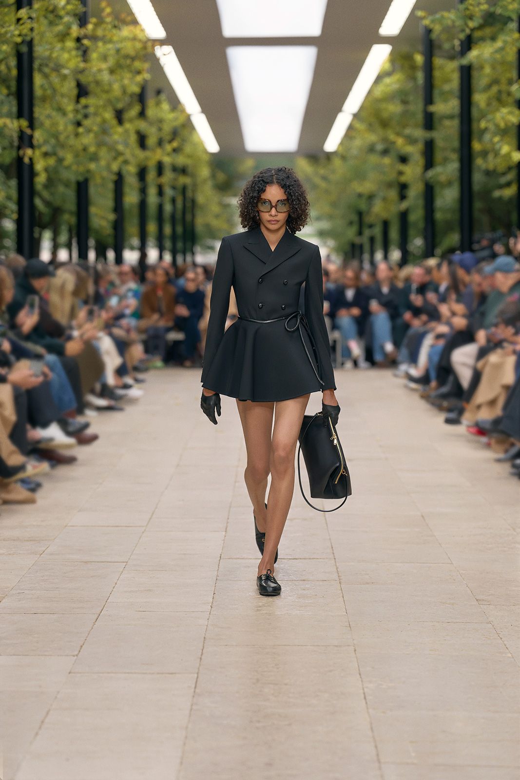 Celine-S26-look-09.jpg