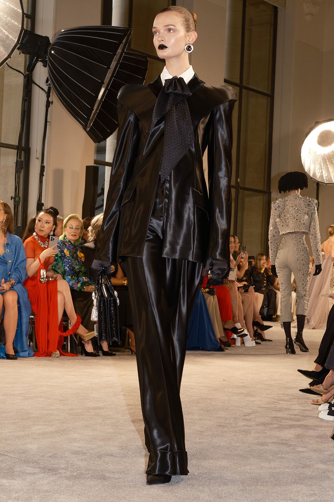 SCHIAPARELLI_HC_FW2526_16.jpg