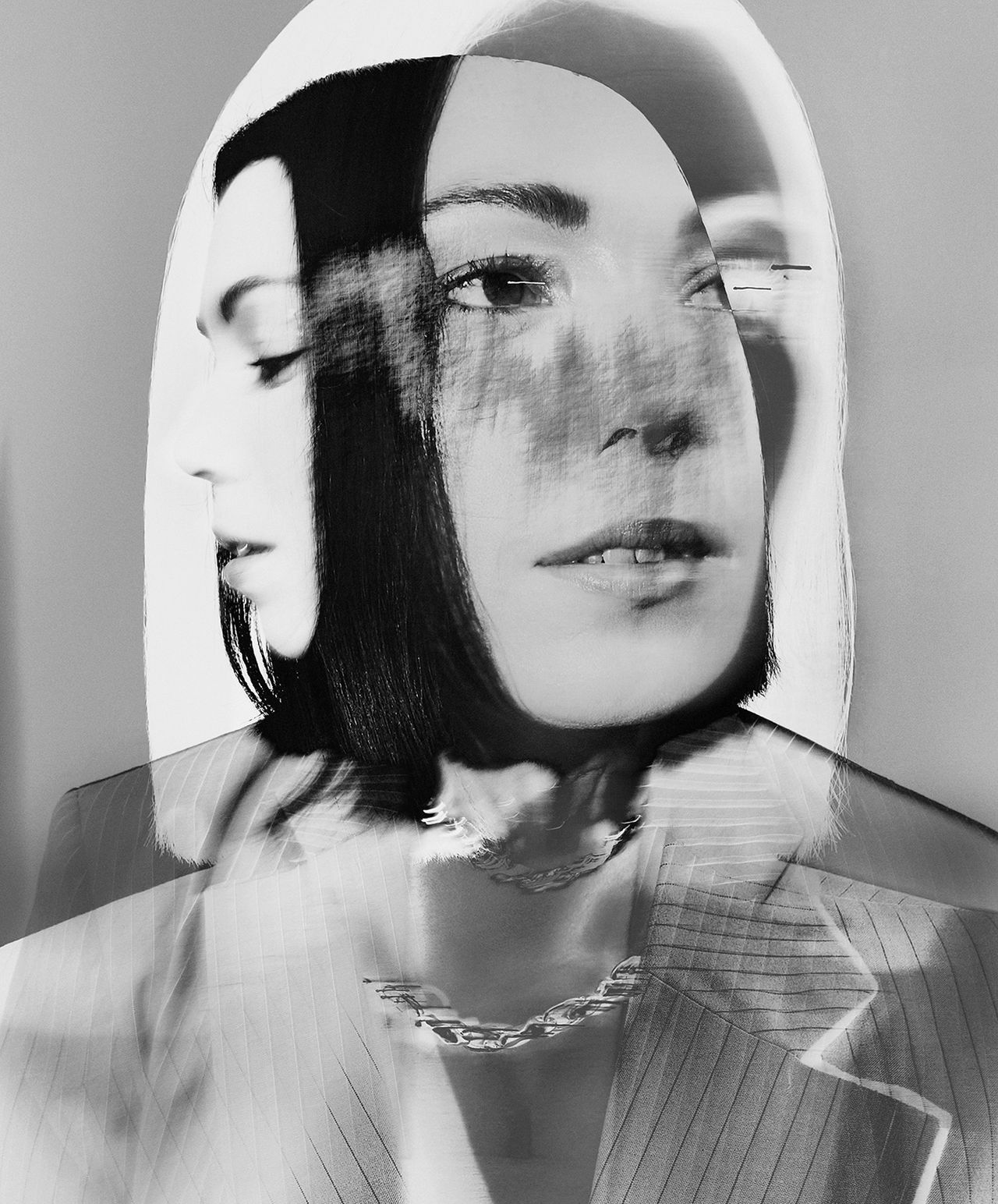 Kelly Lee Owens Metalmagazine 4.jpg