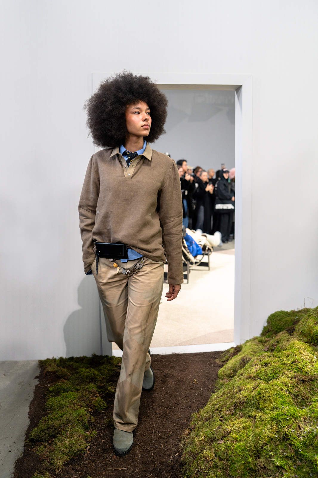 OBS_AW26_by_DominikEhrengruber_for_BFW_Runway-18.jpg