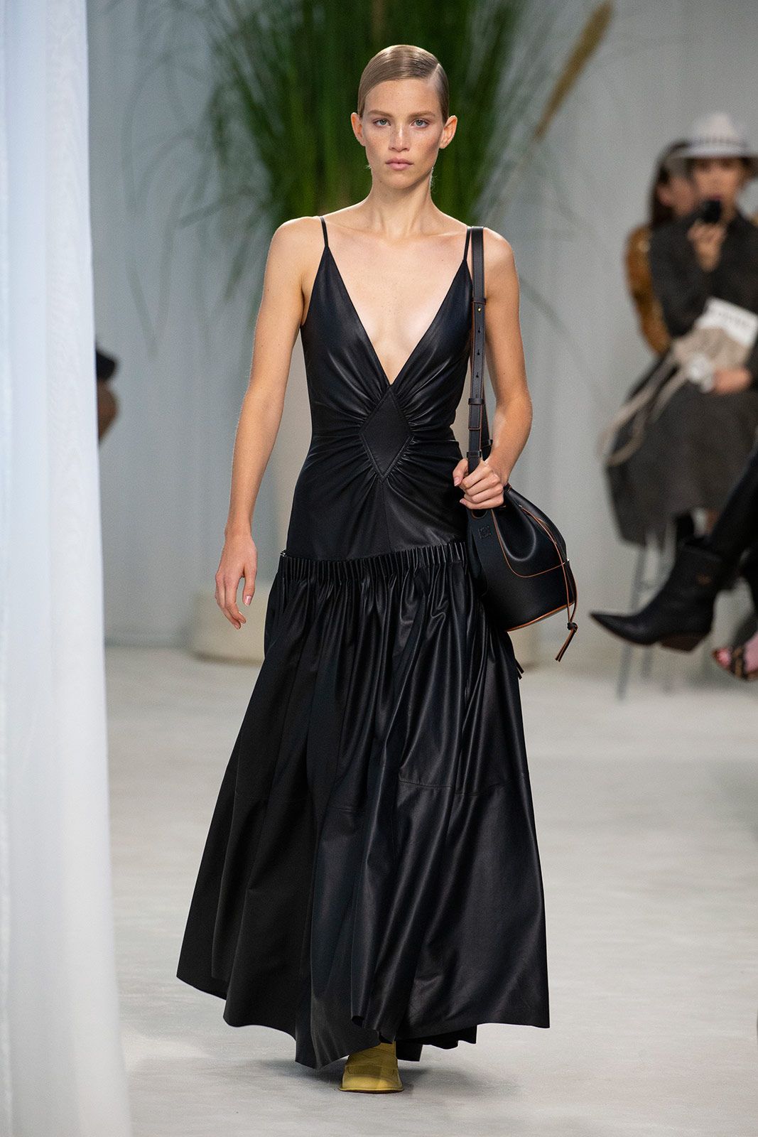 Loewe Women S S20 Look 8.jpg