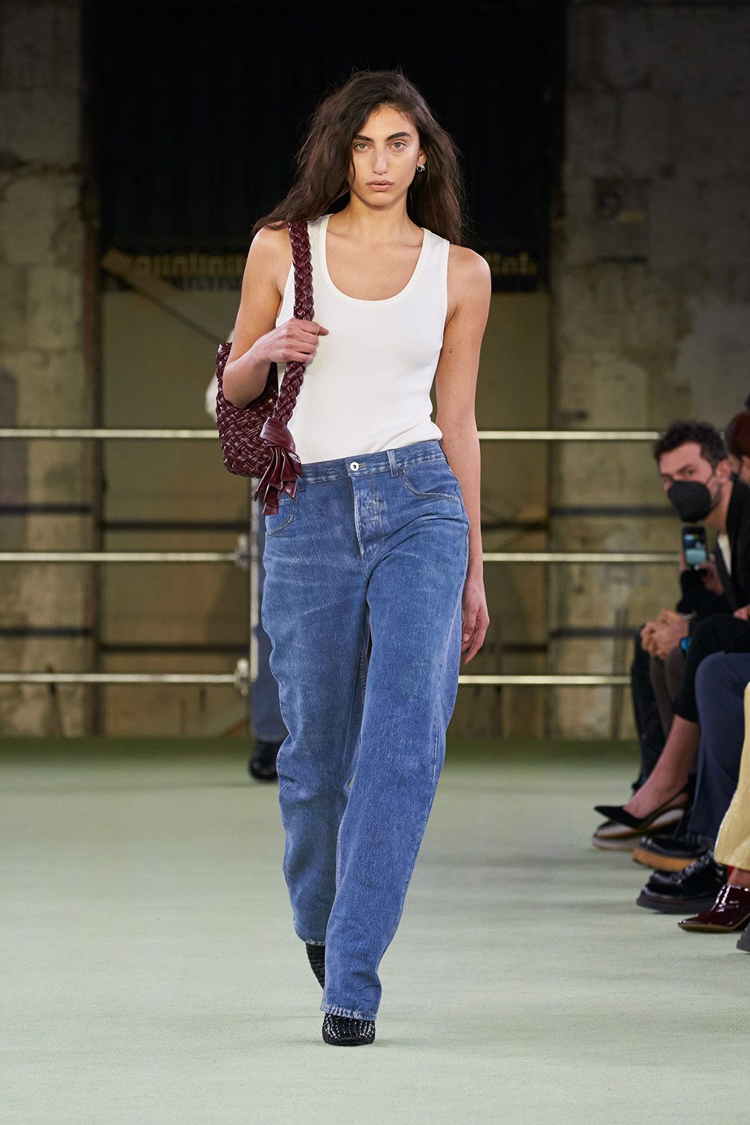 Bottega Veneta W22 001.jpg