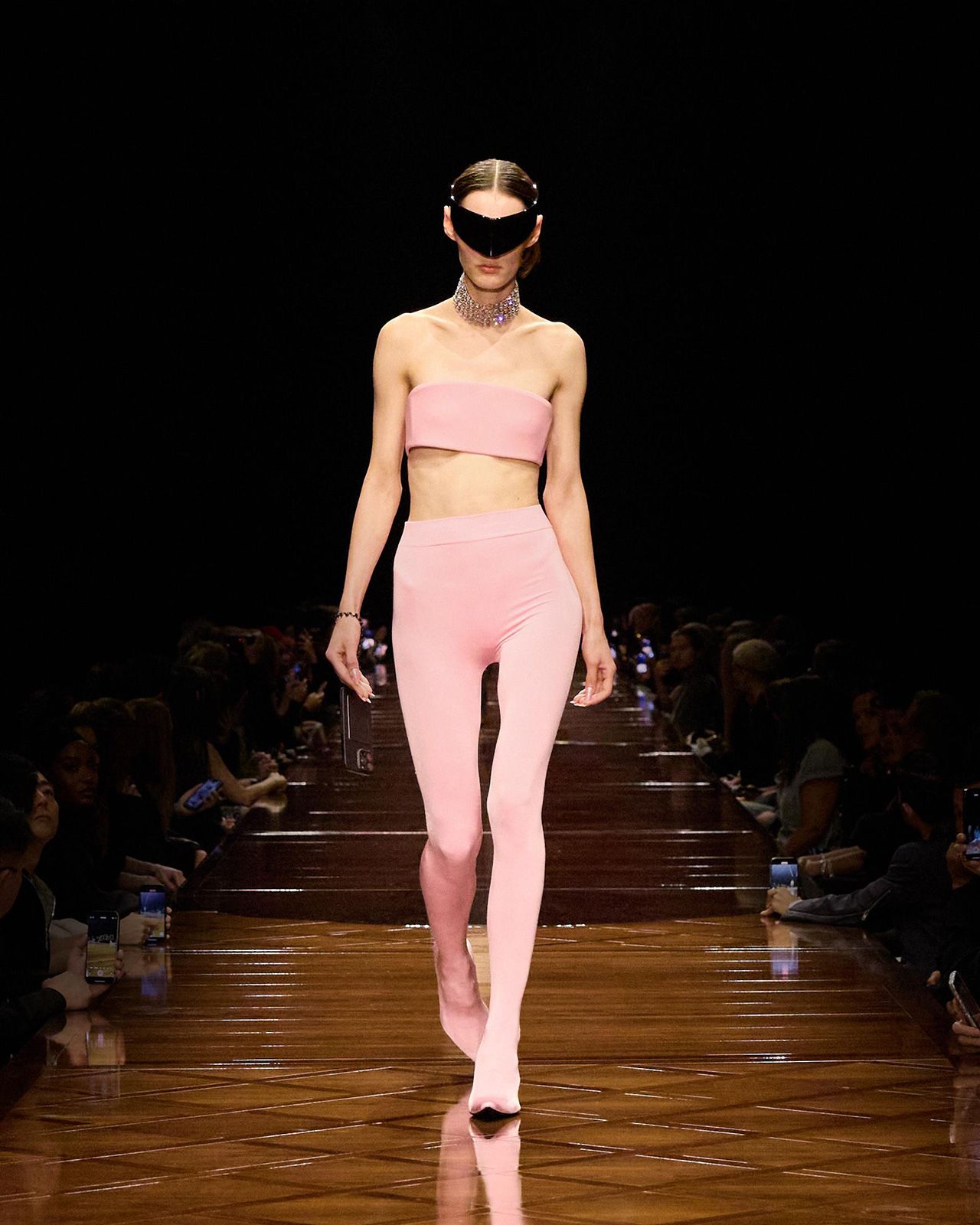 BALENCIAGA-SUMMER-25-LOOK-51_TETIANA.jpg