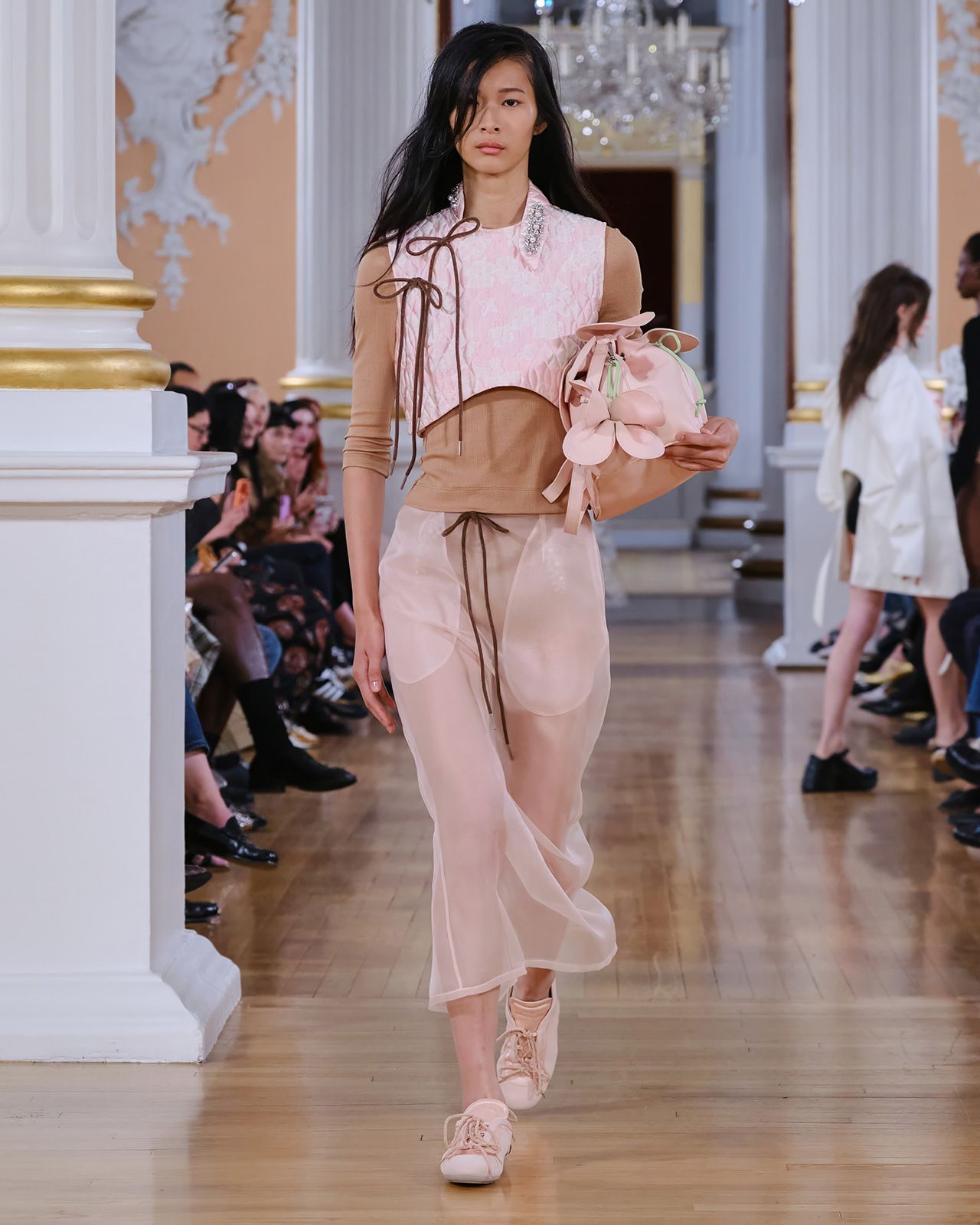 SIMONE-ROCHA-SS26-LOOK-11.jpg