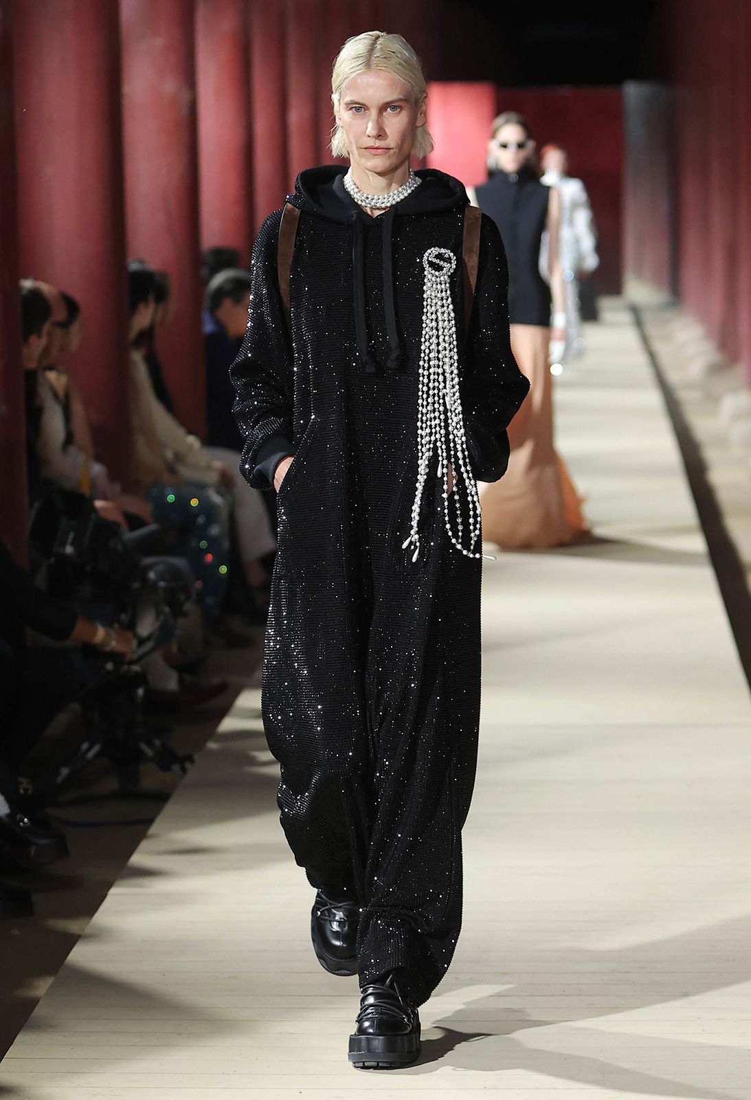 Metal Gucci Cruise 2024 28.jpg