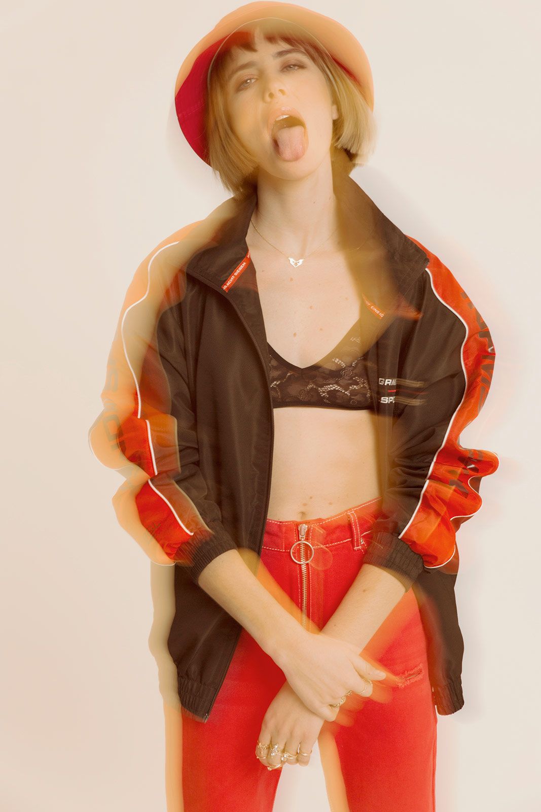 Brisa Fenoy Metalmagazine 3.jpg