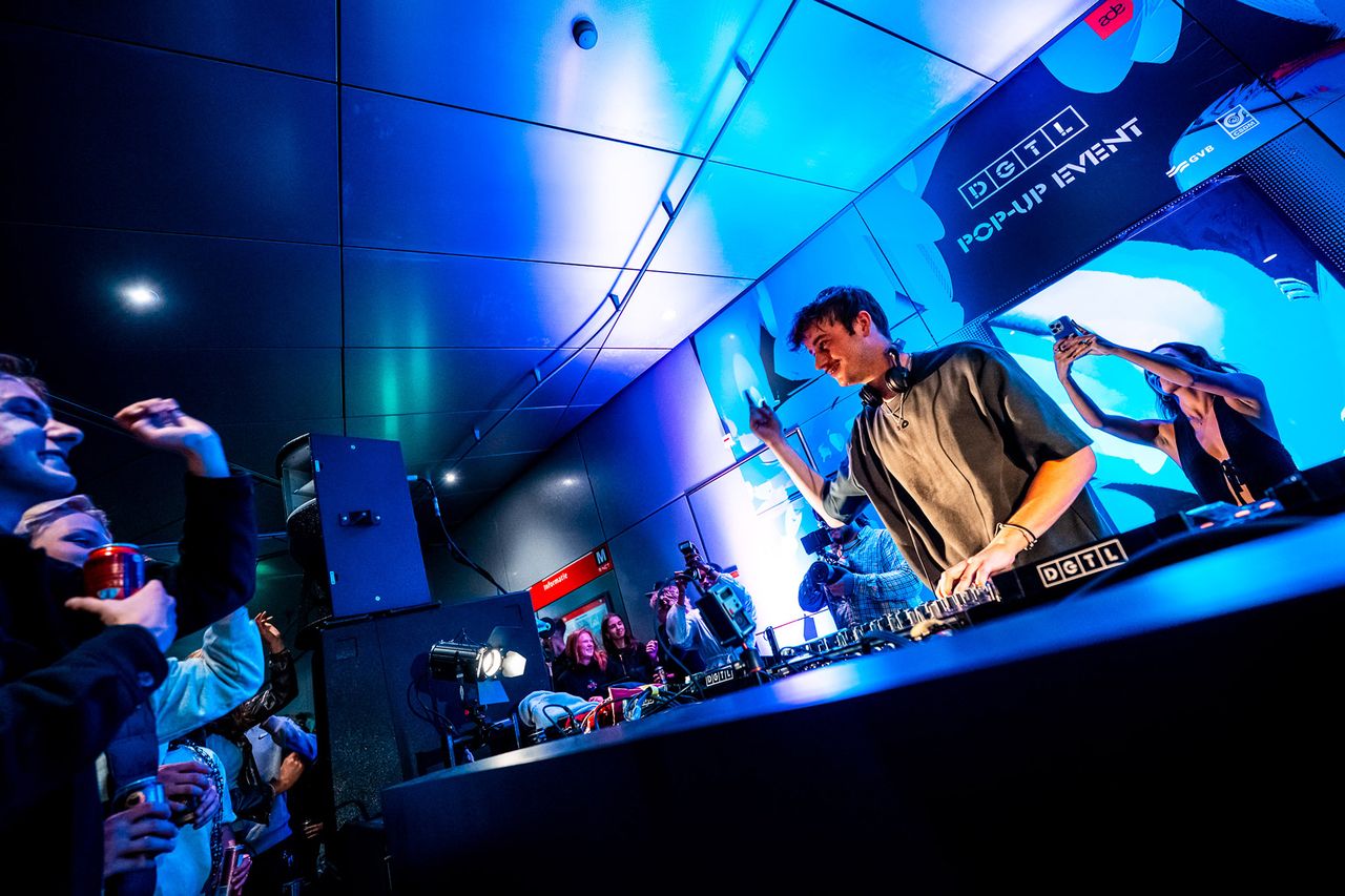 ADE_EnriqueMeesters_DGTL-PopUpShow_WEB_20251022-8.jpg