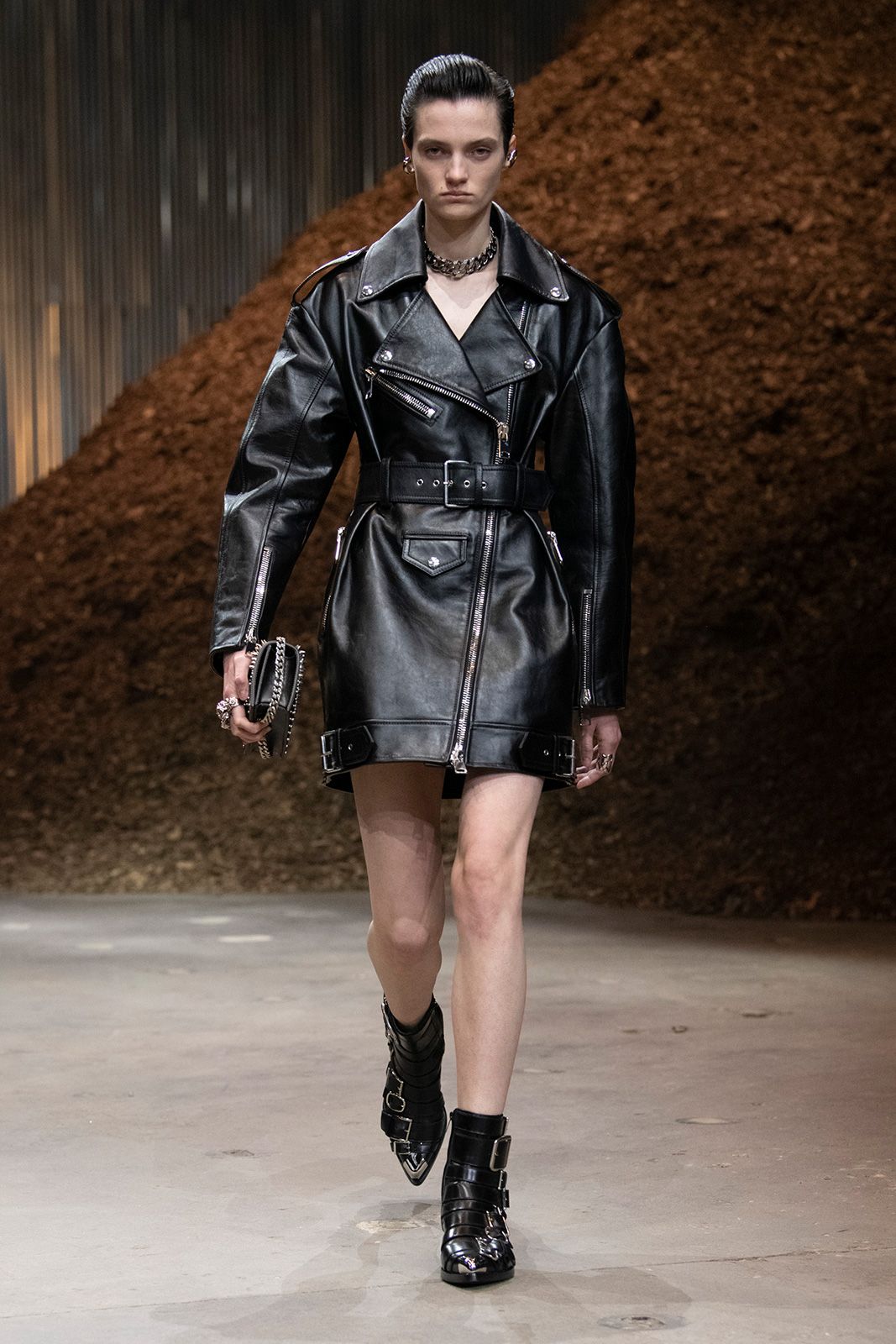 Alexander Mc Queen Fw 2022 Metalmagazine 27.jpg