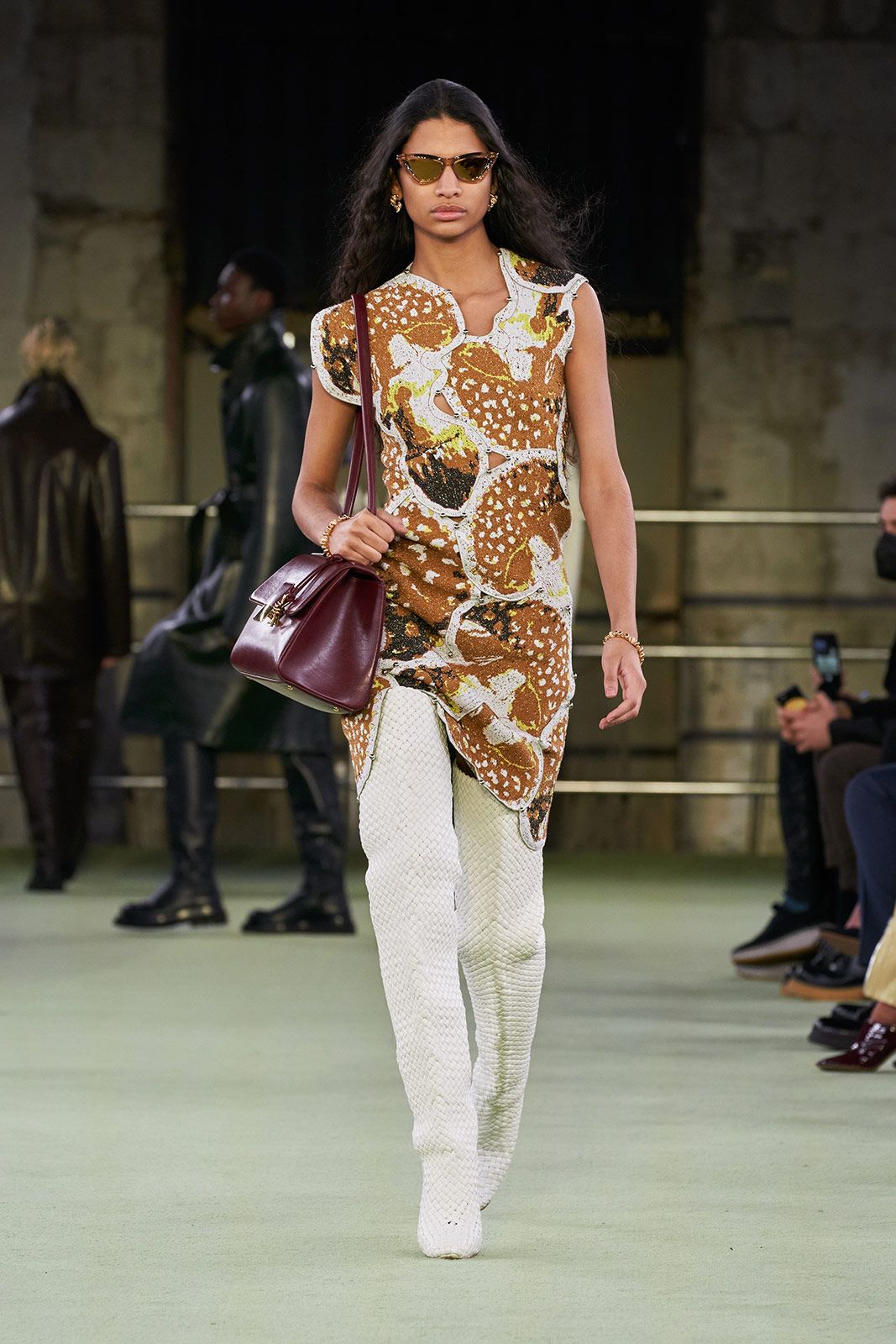 Bottega Veneta W22 039.jpg
