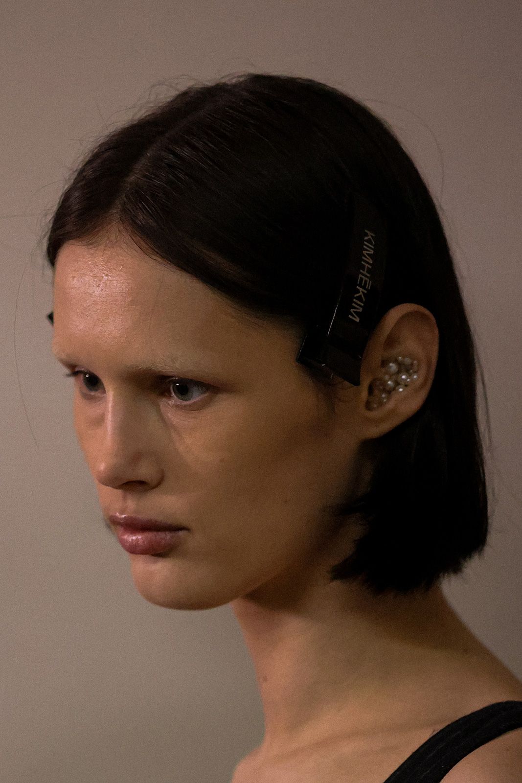 fw024-backstage-at-kiminte-kimhekim-109.jpg