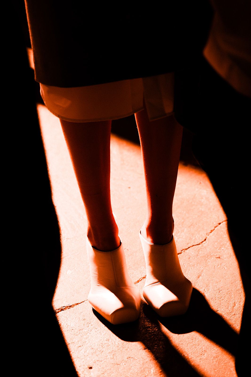 backstage-alain-paul-ss025-33.jpg
