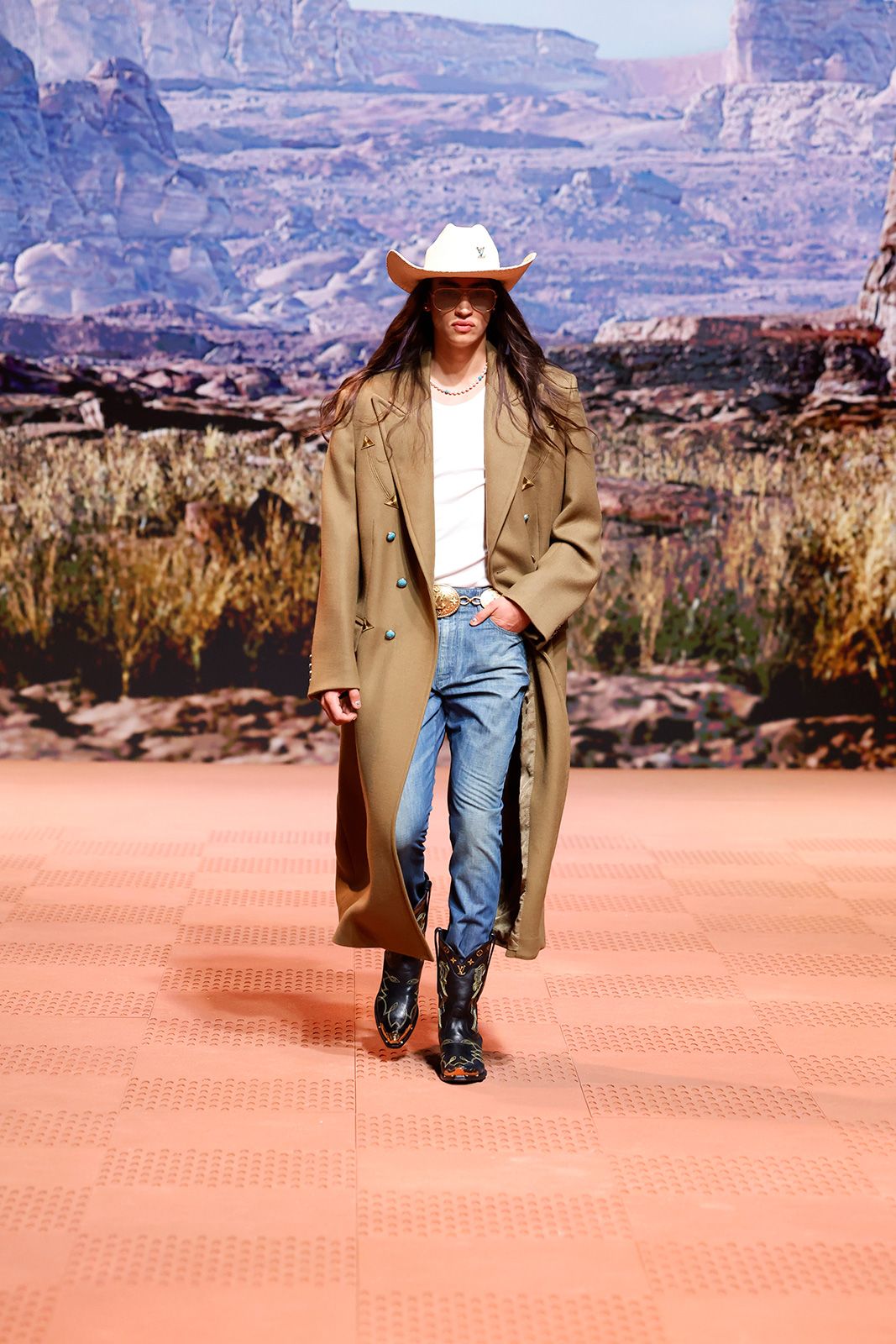 LOUIS_VUITTON_MENS_FALL_WINTER_2024_3.jpg