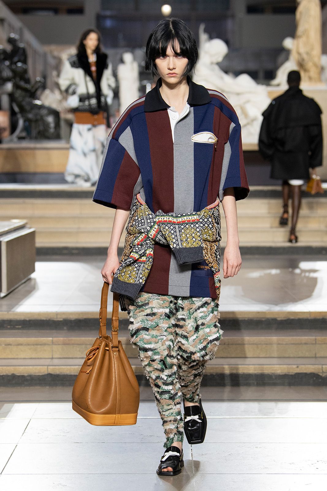 Louis Vuitton F W22 Look 41.jpg