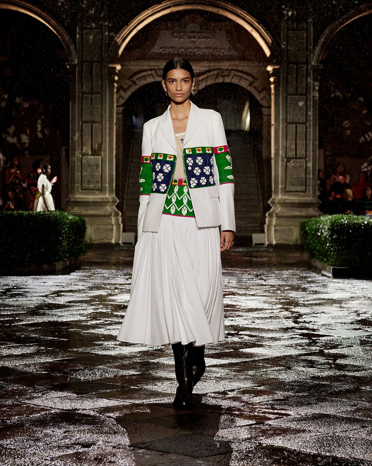Dior Cruise 2024 40.jpg