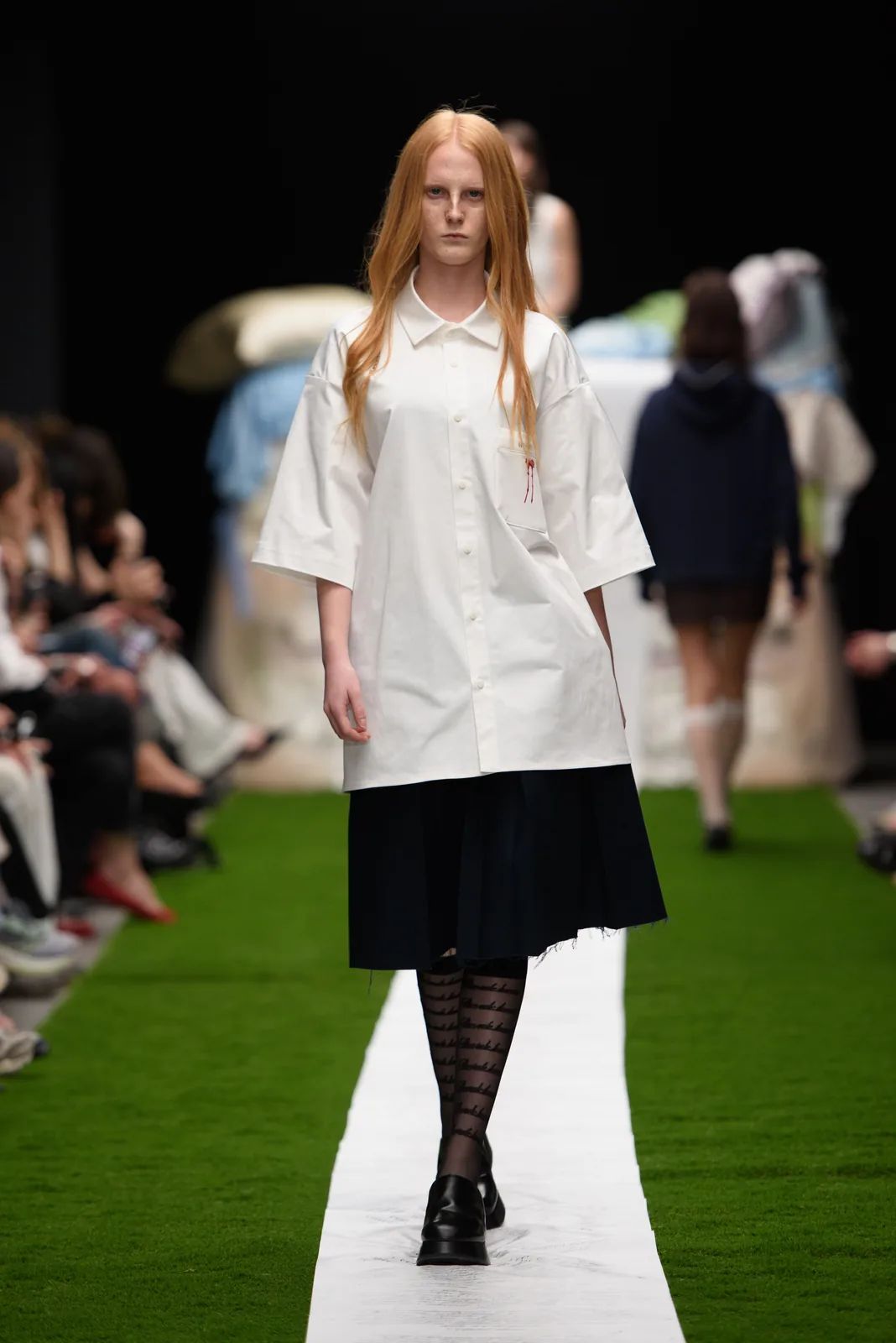 metal-mercedes-benz-fashion-week-tbilisi-01-reckless-04.webp