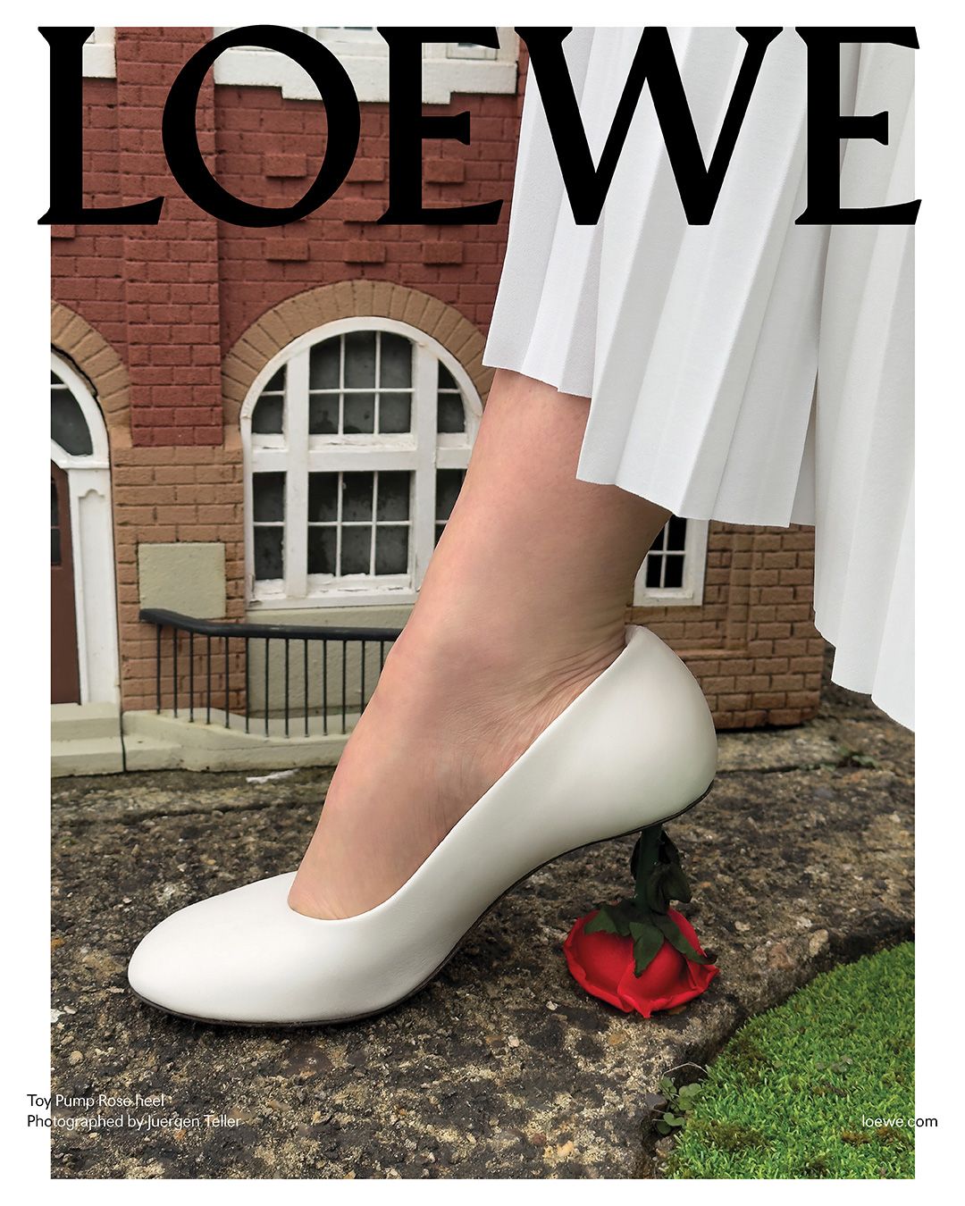 LOEWE_FW24_24.jpg