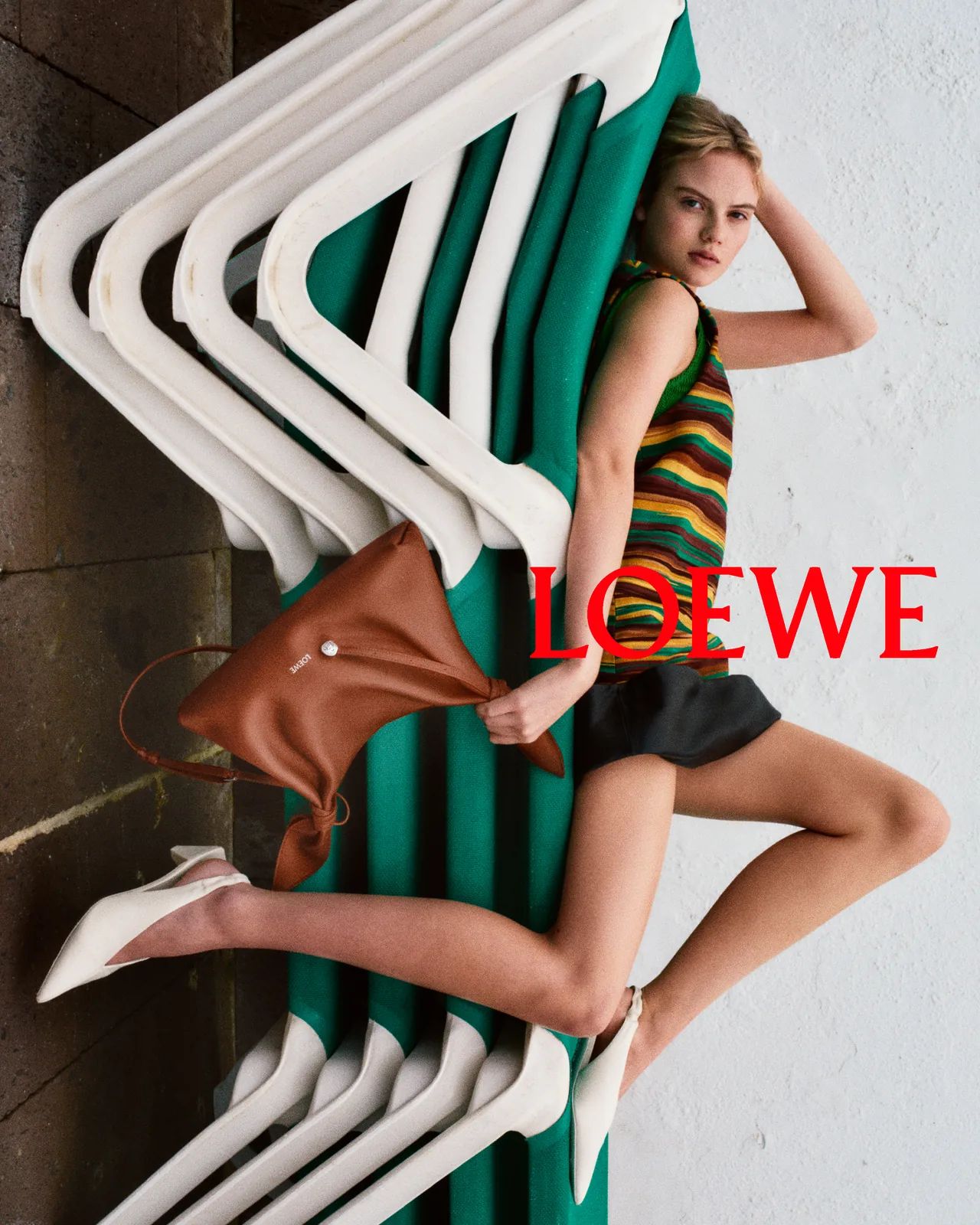 metal-loewe-edit-07.webp