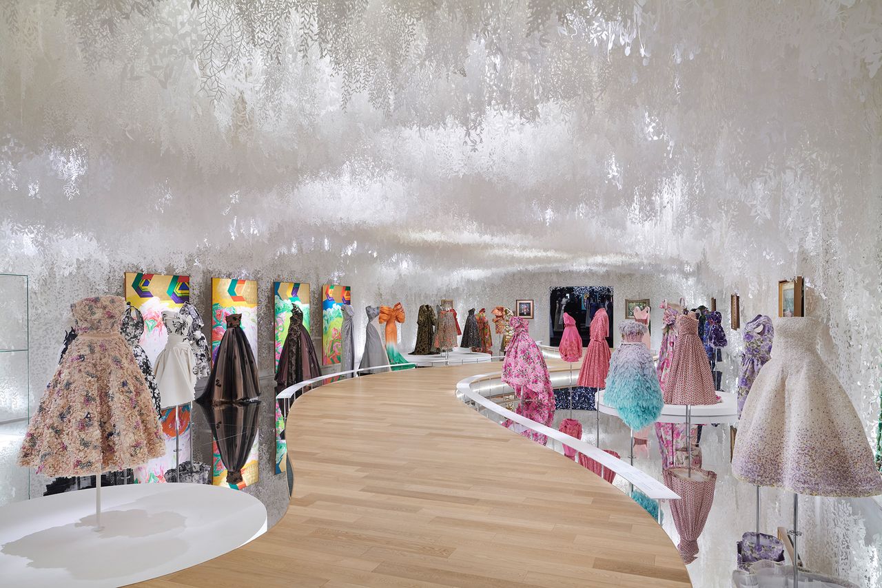 Dior Designer of Dreams   Tokyo  Japan © Daici Ano65.jpg