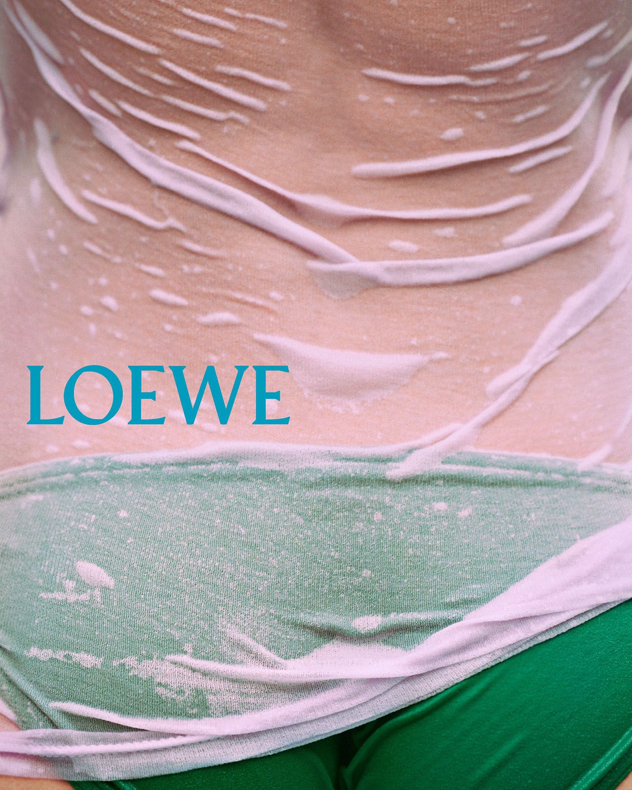 LOEWE_SS26_WW_SHOW_TEASER_sRGB_CROPPED_5_4x5.jpg