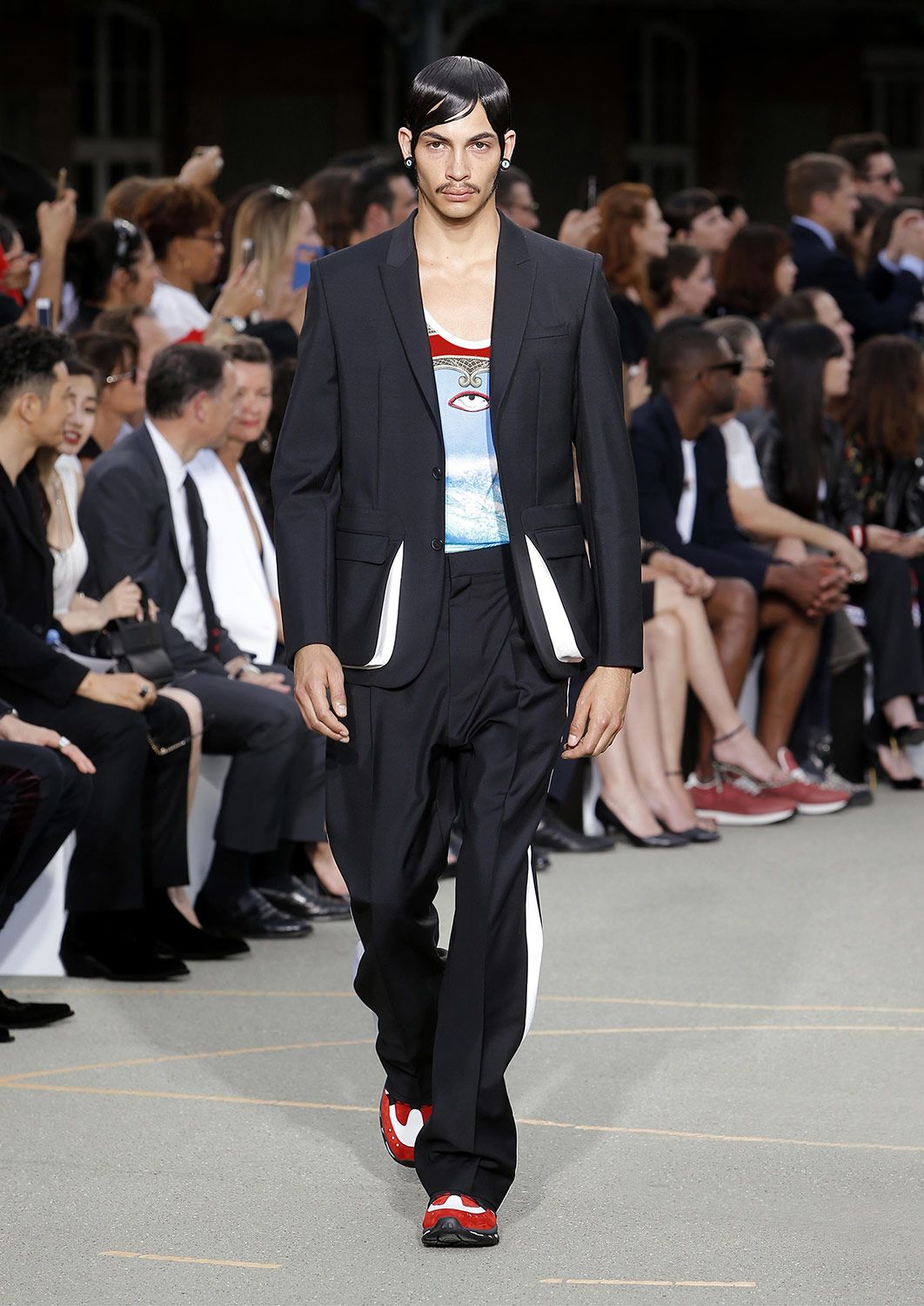 Givenchy S S17 Metalmagazine 7.jpg