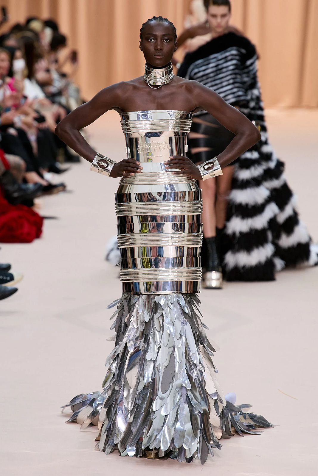 00052 Jean Paul Gaultier Fall 2022 Couture Credit Gorunway.jpg