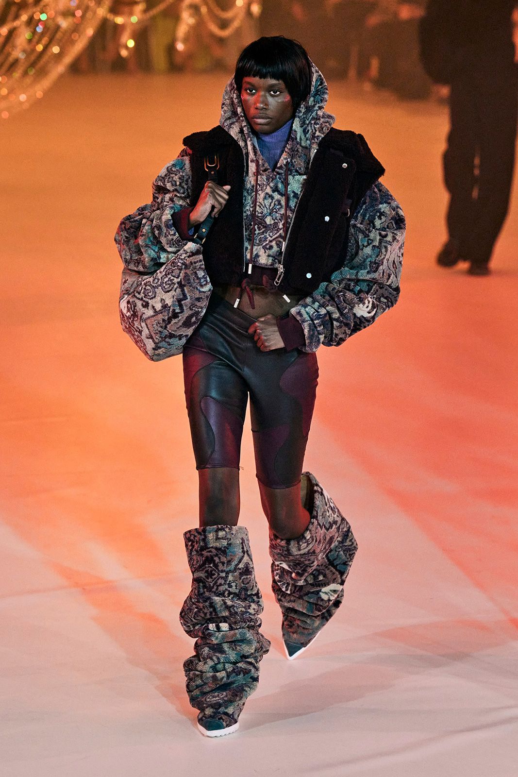 Off White Fall 2022 Ready to Wear Paris 12.jpg