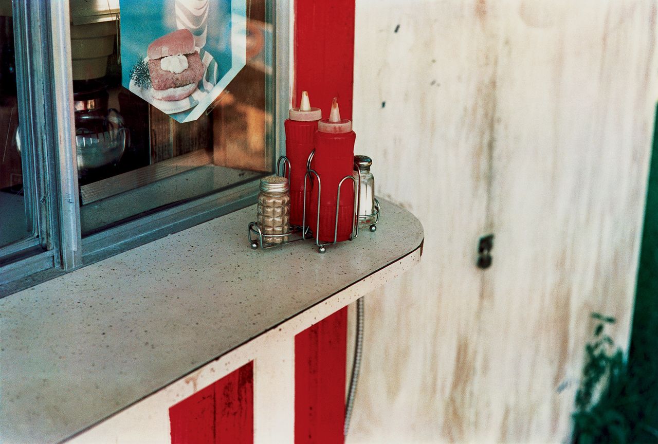 William Eggleston 1.jpg