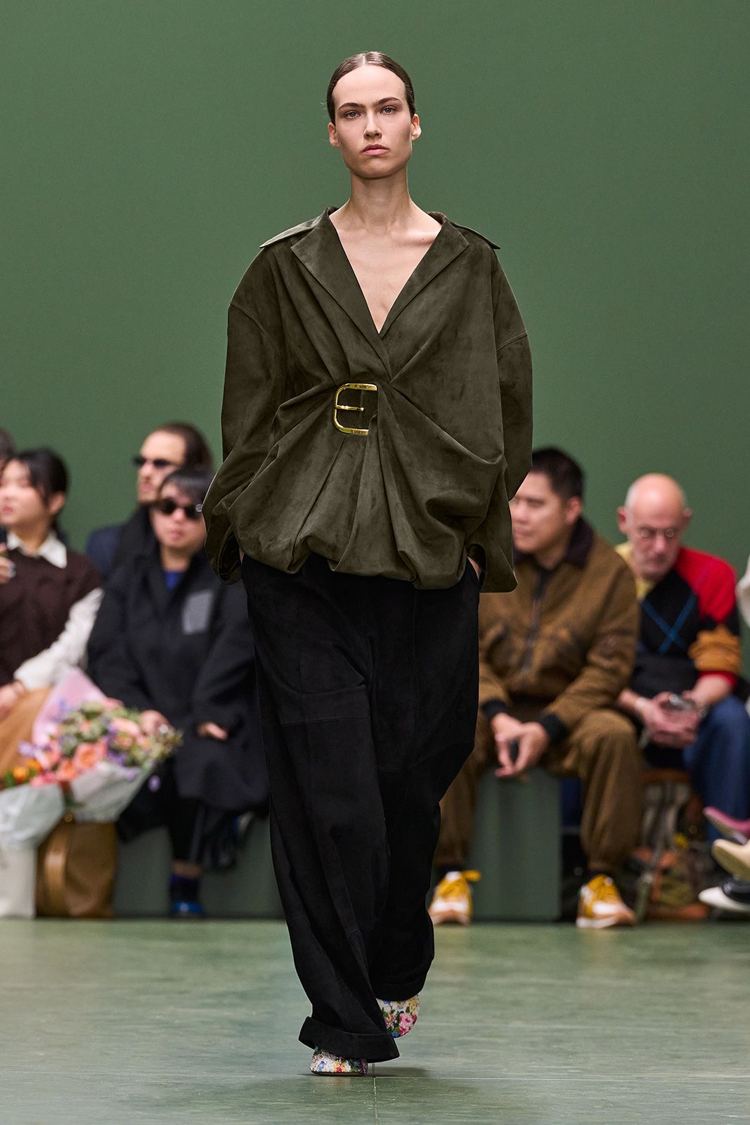 LOEWE_FW24_WW_SHOW_RUNWAY_46.jpg