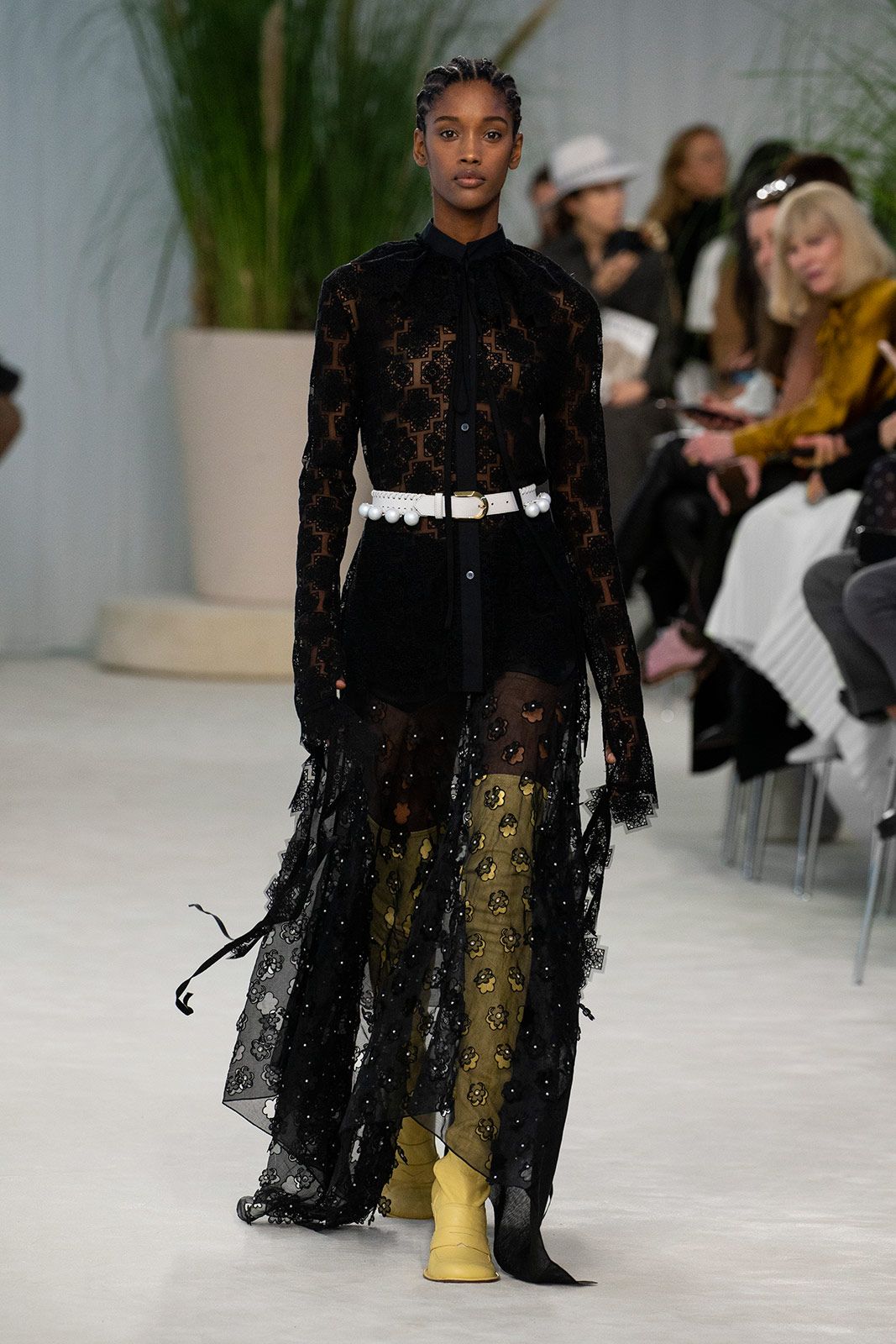 Loewe Women S S20 Look 5.jpg