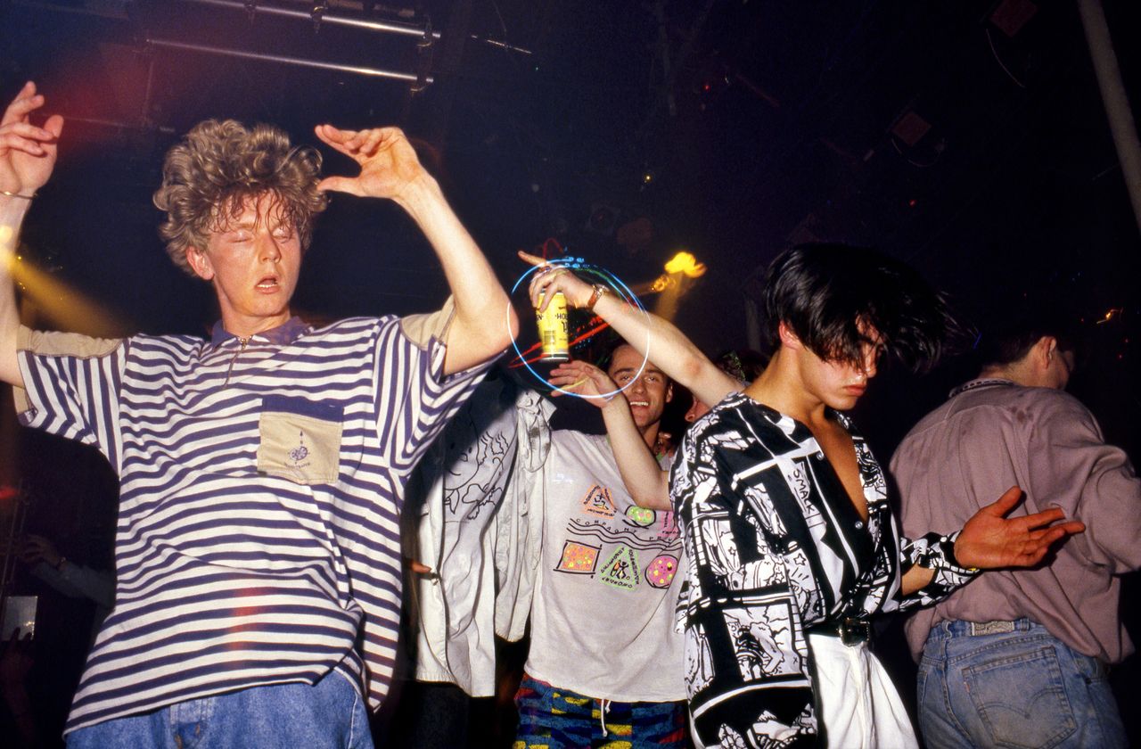 1988 Spectrum Dancefloor Podium 01.jpg