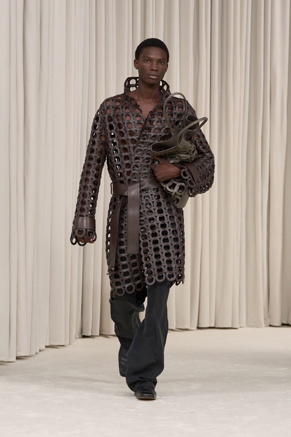 FERRAGAMO_6.jpg