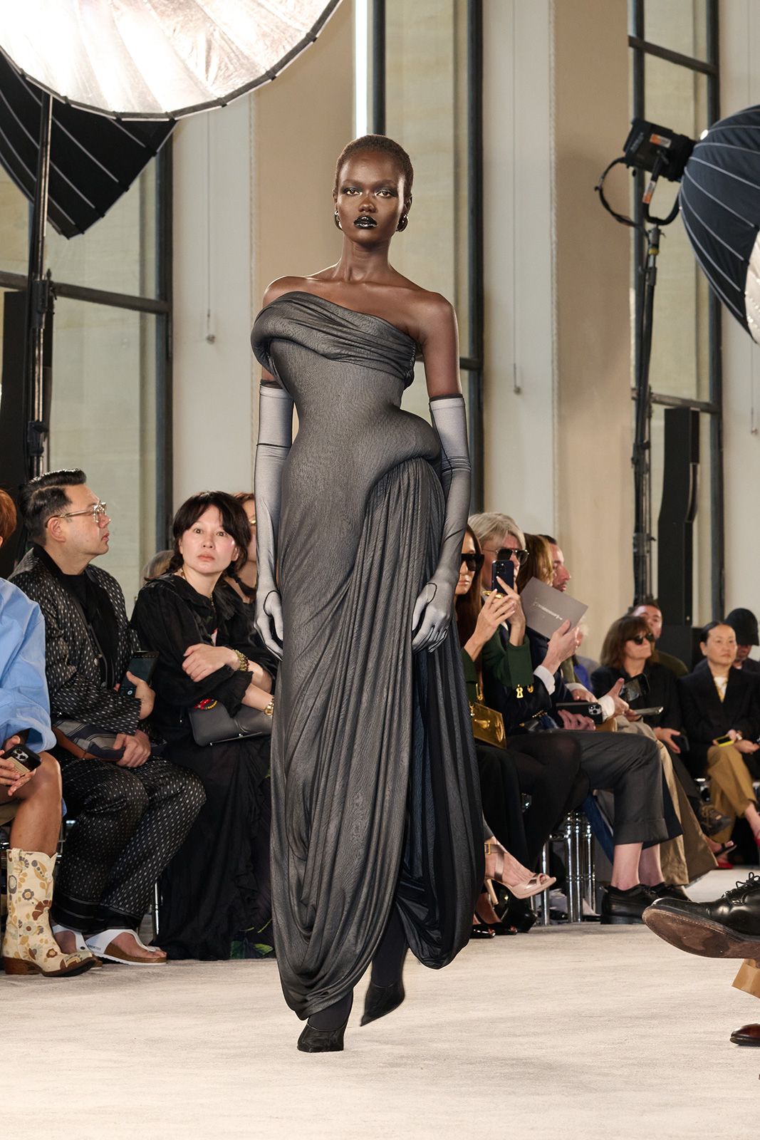 SCHIAPARELLI_HC_FW2526_8.jpg