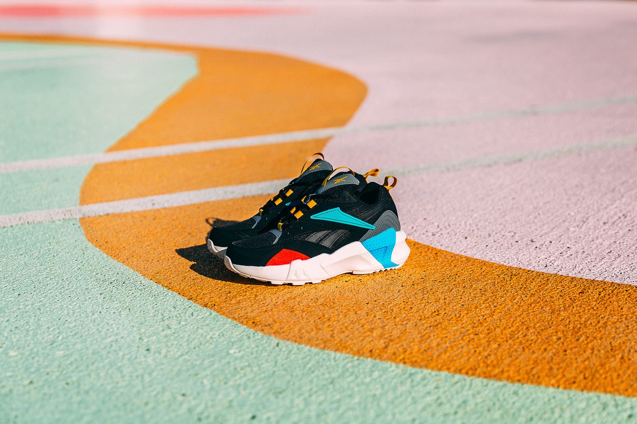 Reebok Aztrek Metalmagazine 1.jpg