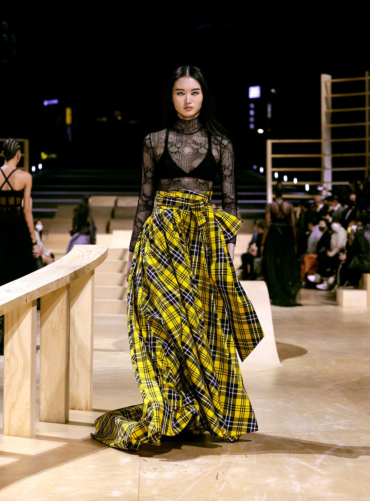 Dior Fall 2022 Show Metalmagazine 57.jpg