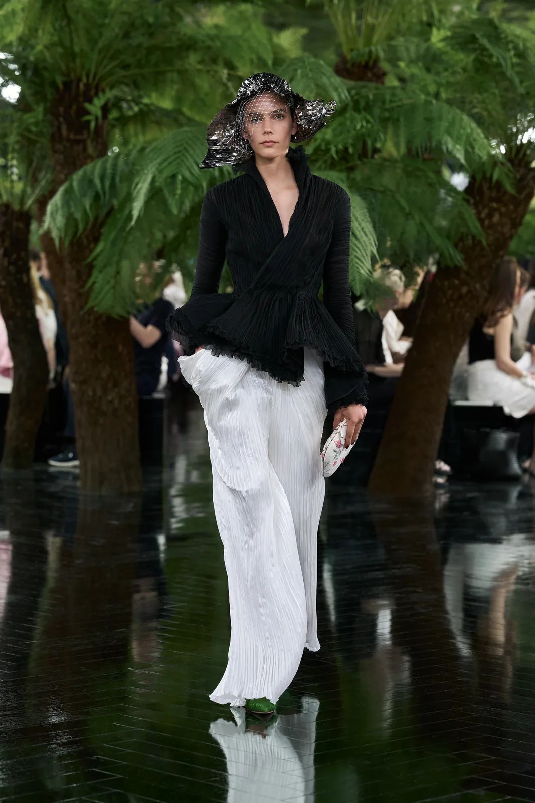 metal-dior-haute-couture-f-w-2026-06.webp