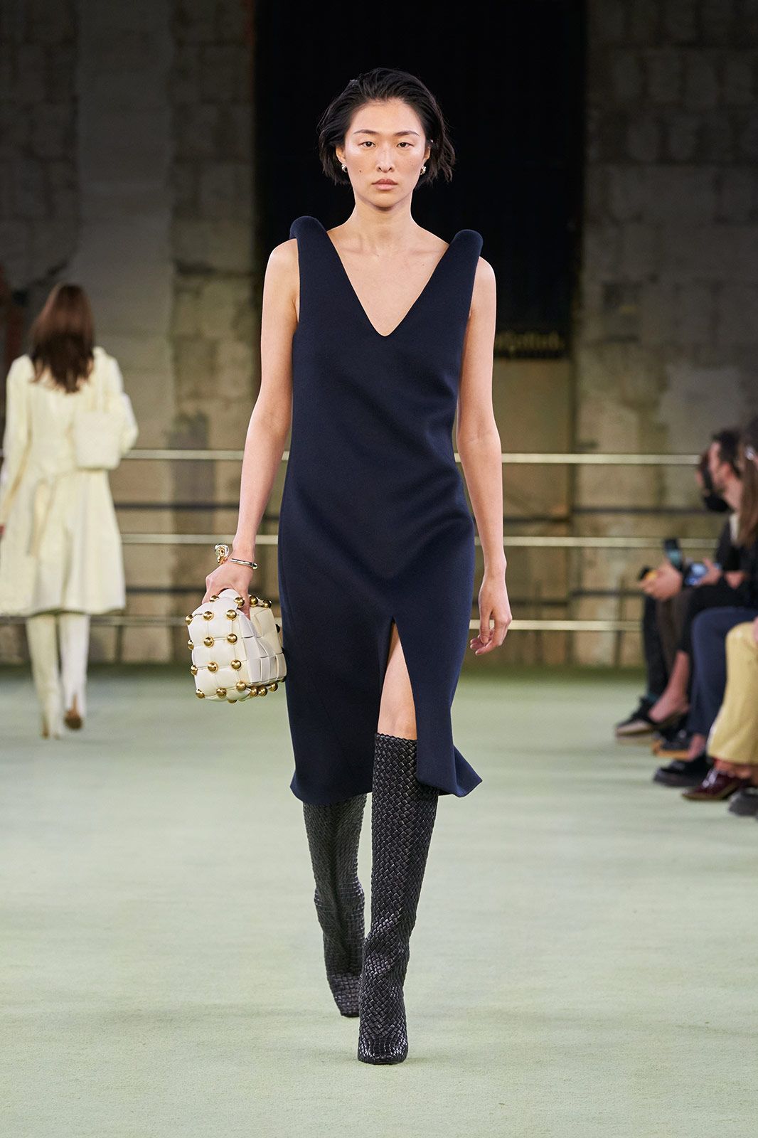 Bottega Veneta W22 010.jpg
