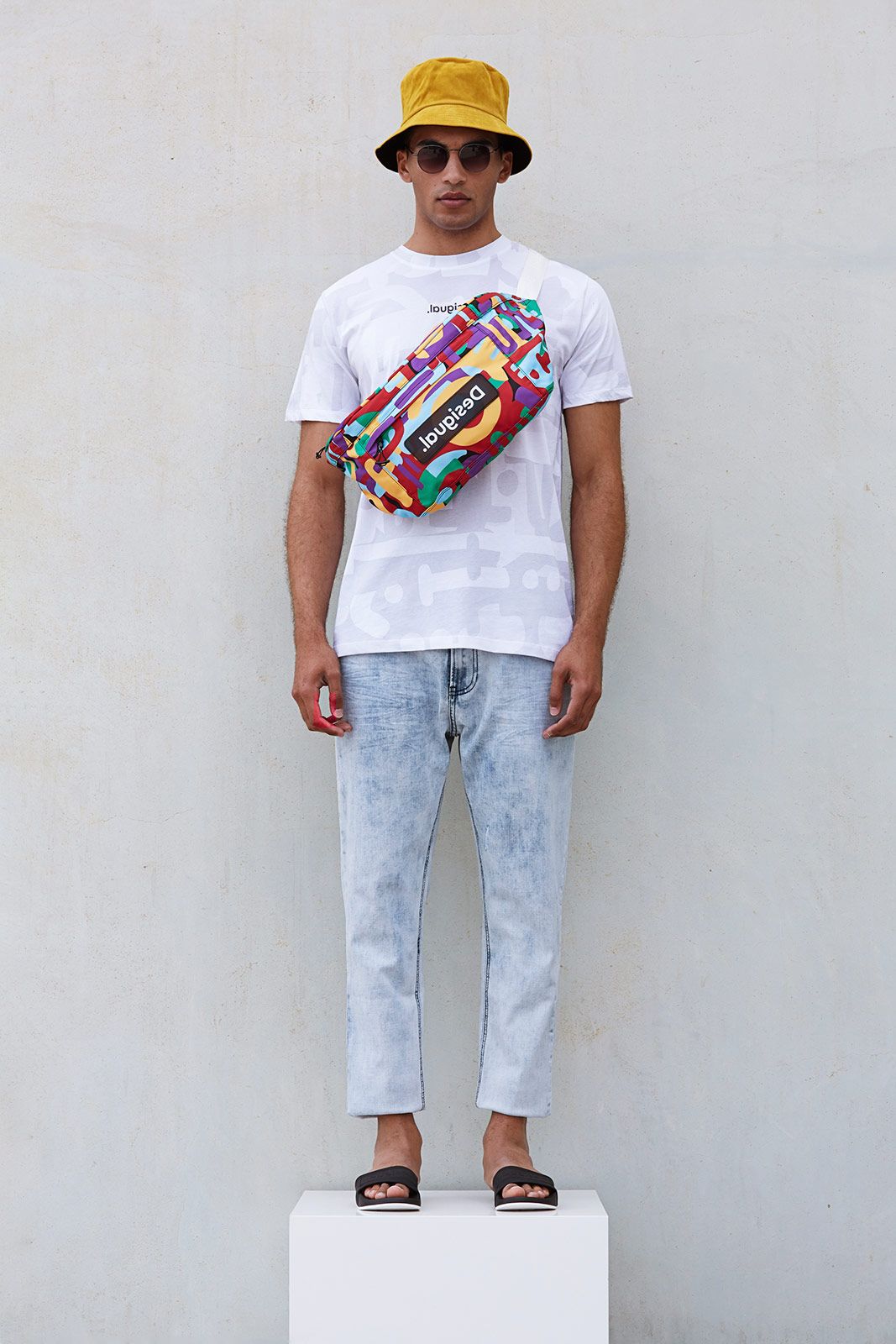 Desigual in Beta Metalmagazine 16.jpg