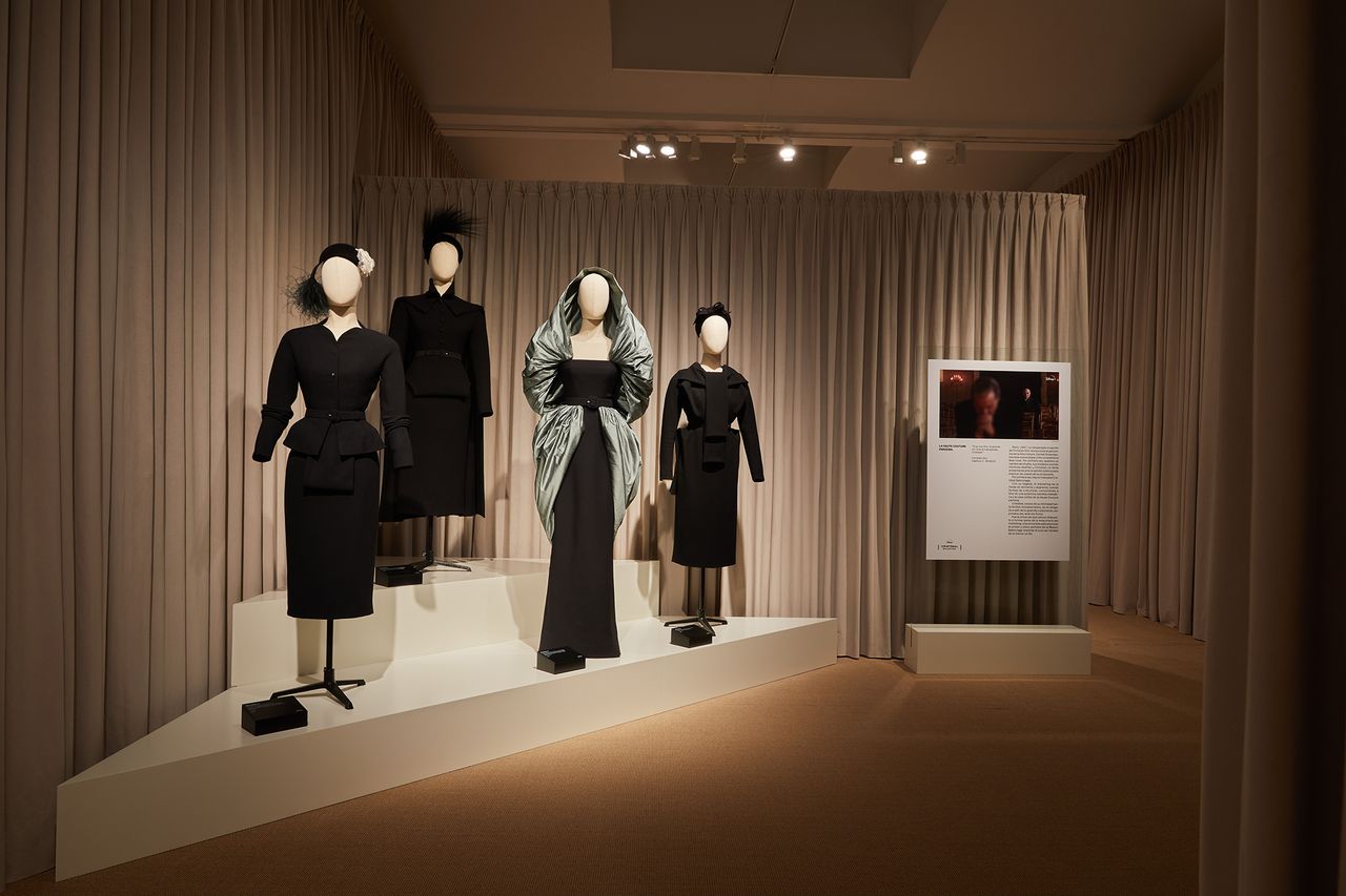 Balenciaga_disney_2.jpg